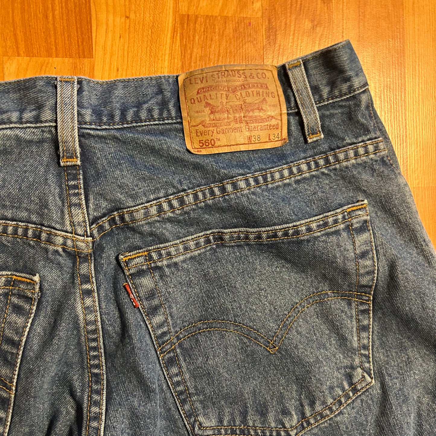 90's Levi 560 Blue Denim Jeans - 37" x 33"