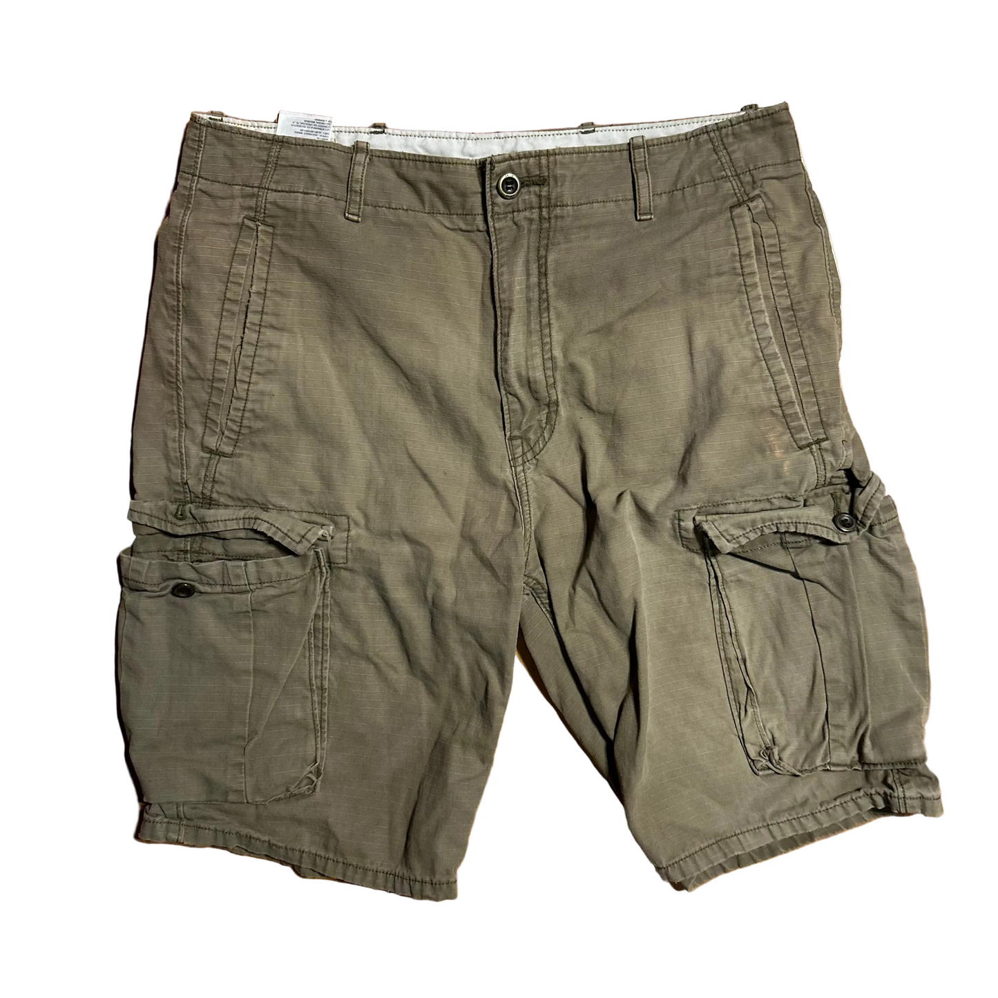 Levi’s White Tab Brown Cargo Shorts - 34" x 10"