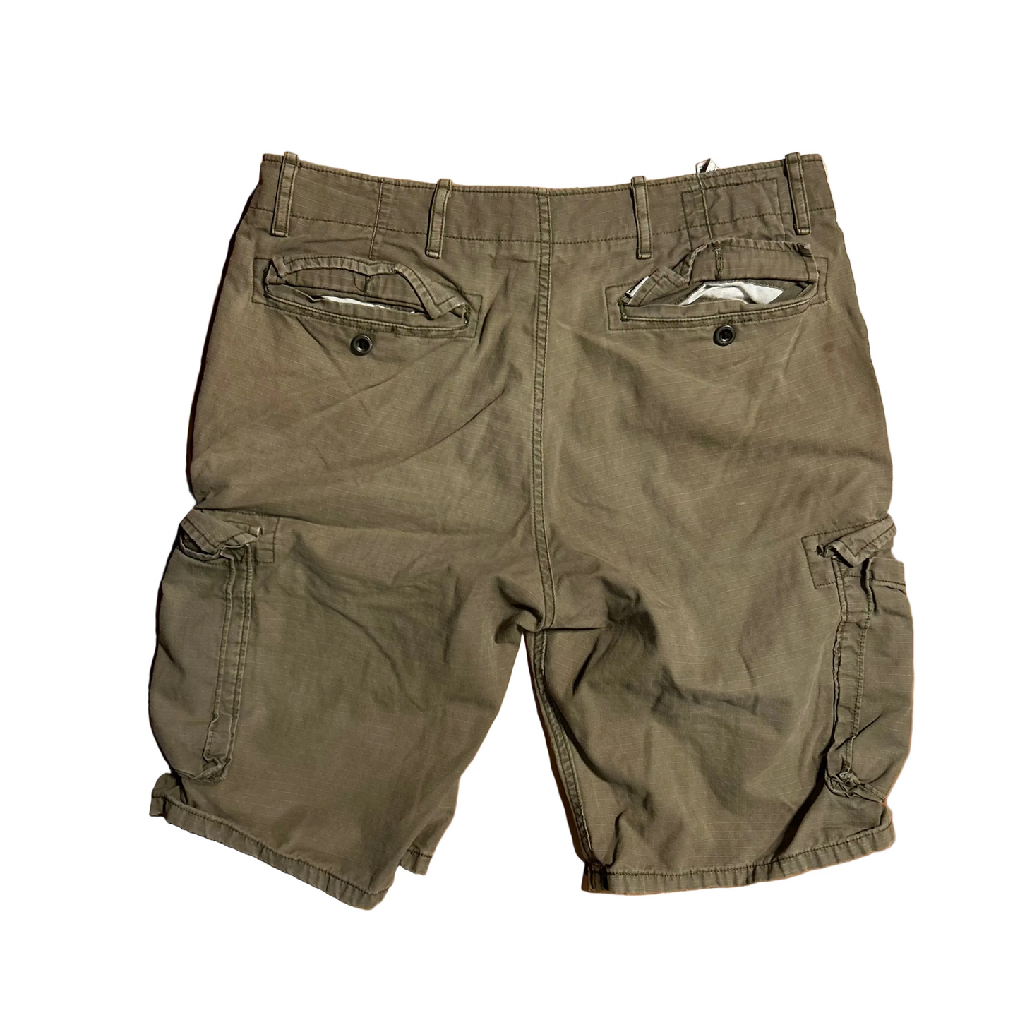 Levi’s White Tab Brown Cargo Shorts - 34" x 10"
