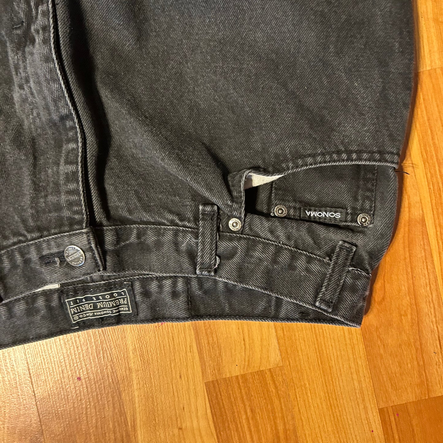 Sonoma Loose Fit Black Washed Denim Jeans - 32" x 30"