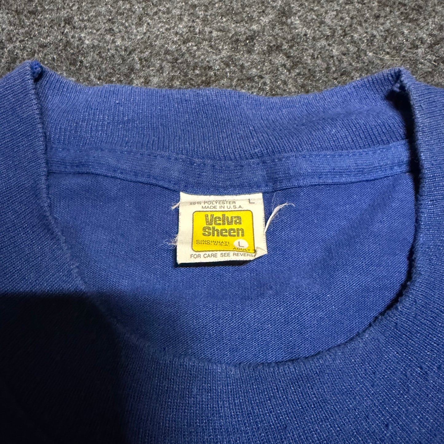 70/80’s Velva Sheen Atwood Resort Boating Blue Tshirt - Medium - 20.5" x 28"