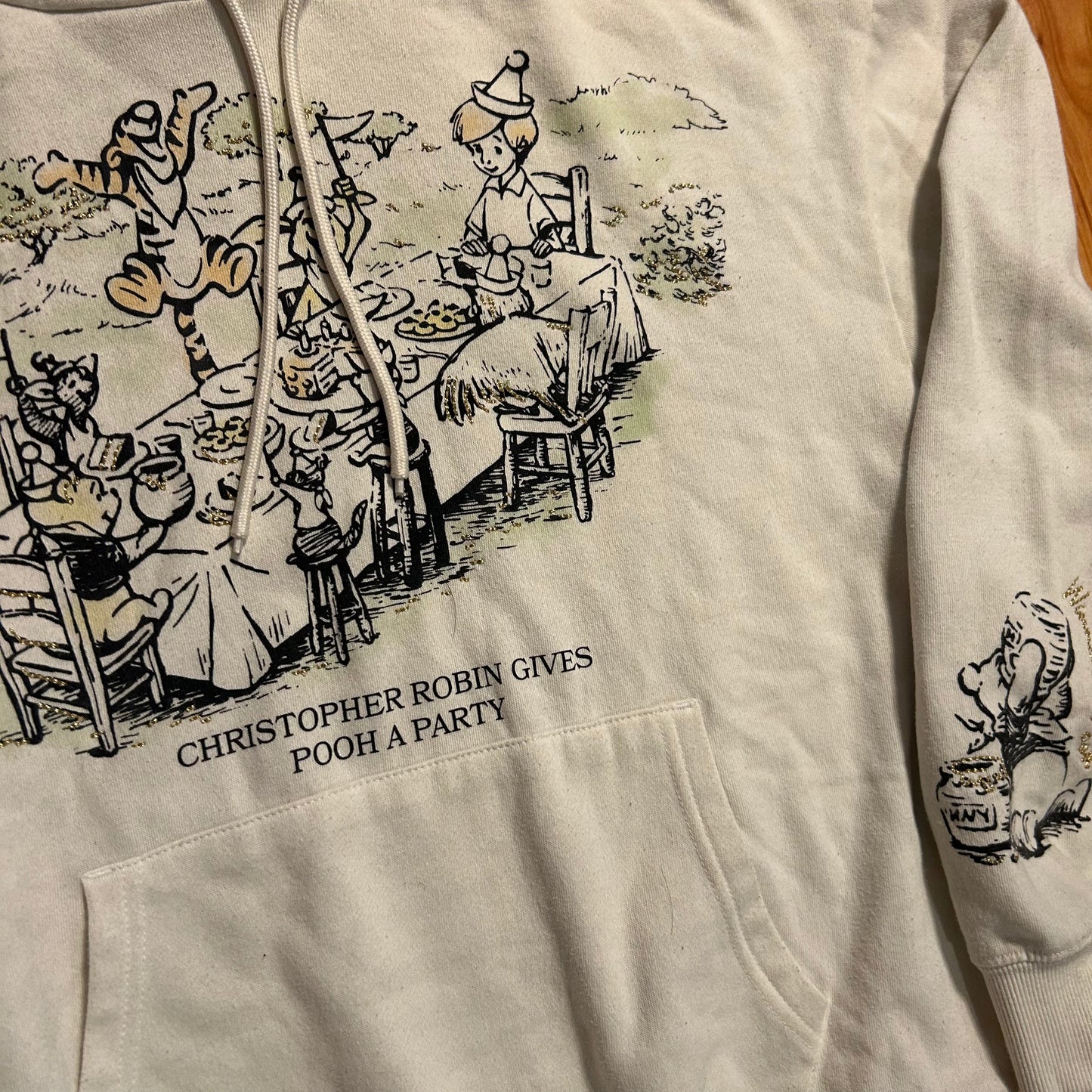 Disney Winnie the Pooh Christopher Robin Cream Hoodie Sweatshirt - XLarge - 24" x 23.5"
