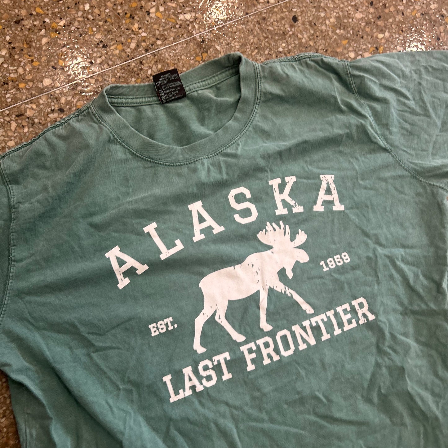 Alaska Last Frontier Green Tshirt - Medium - 21.5" x 29"