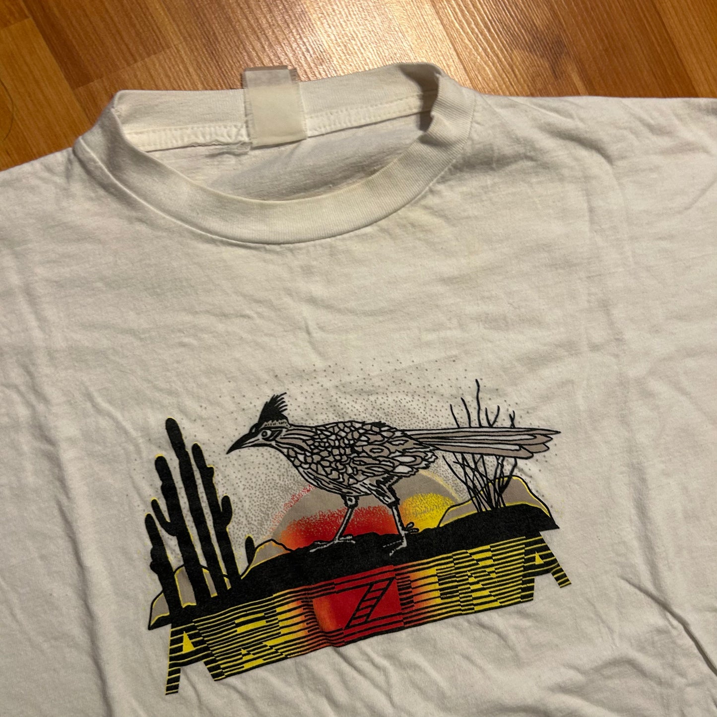 90’s Arizona Bird Sunset White Tshirt - Large - 23" x 26"