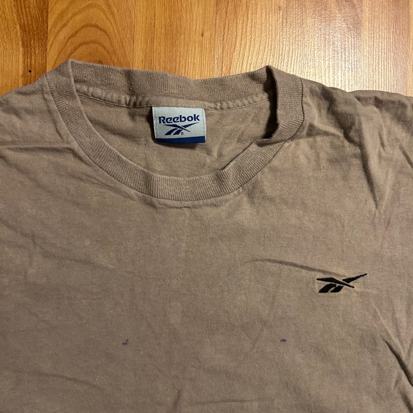 90's Reebok Embroidered Logo Brown Tshirt - Small - 19" x 26"