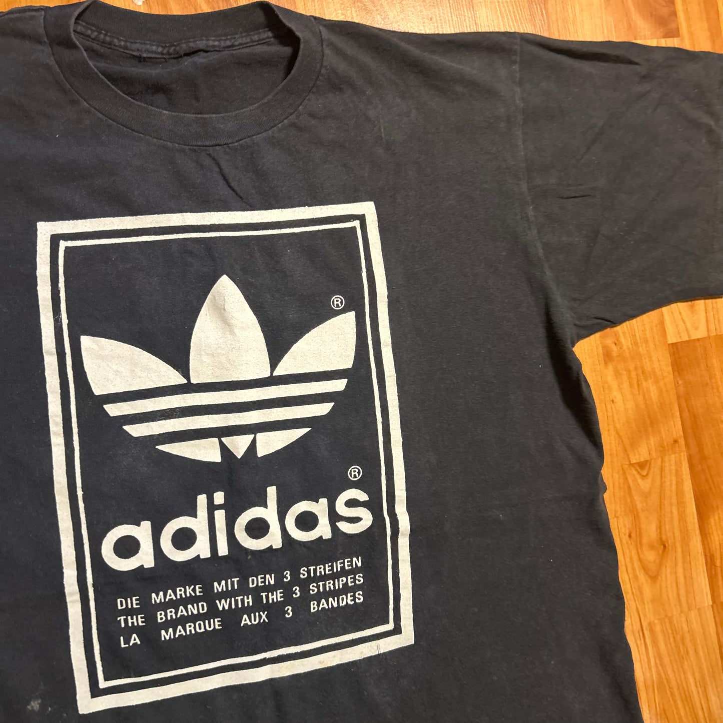 90's Adidas Black Logo Tshirt - Large - 23" x 28.5"