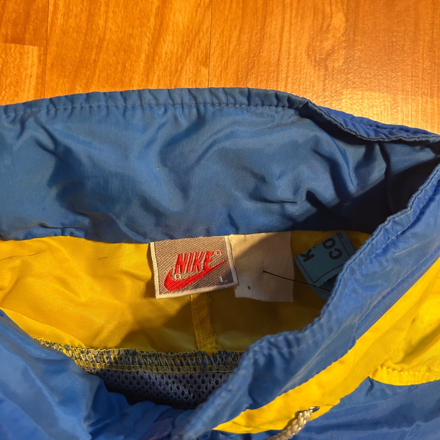 90's Nike Grey Tag Zip Up Blue Yellow White Windbreaker Jacket - XLarge - 24" x 25.5"