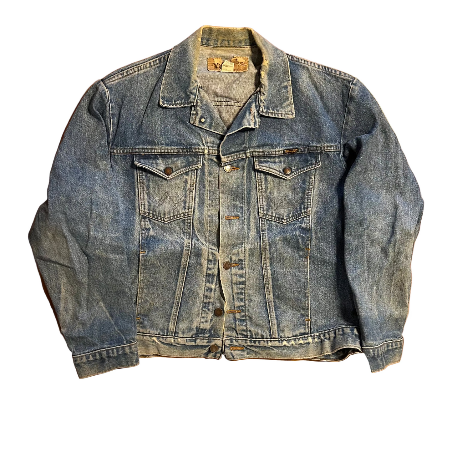 80/90's Wrangler Button Up Light Wash Denim Trucker Jacket - Large - 23" x 25"