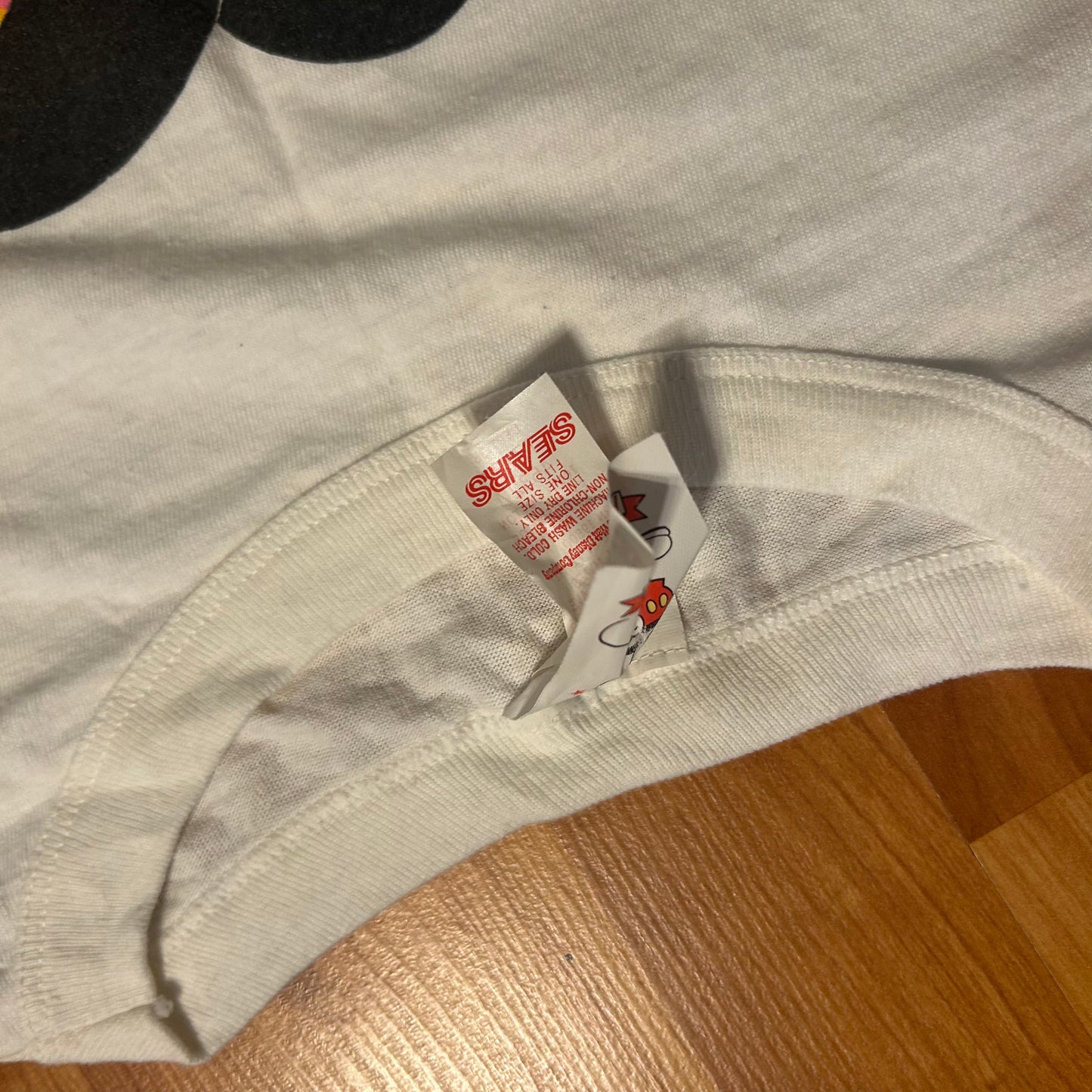 90’s Mickey Minnie Mouse Sears White Tshirt - Large - 23" x 32"