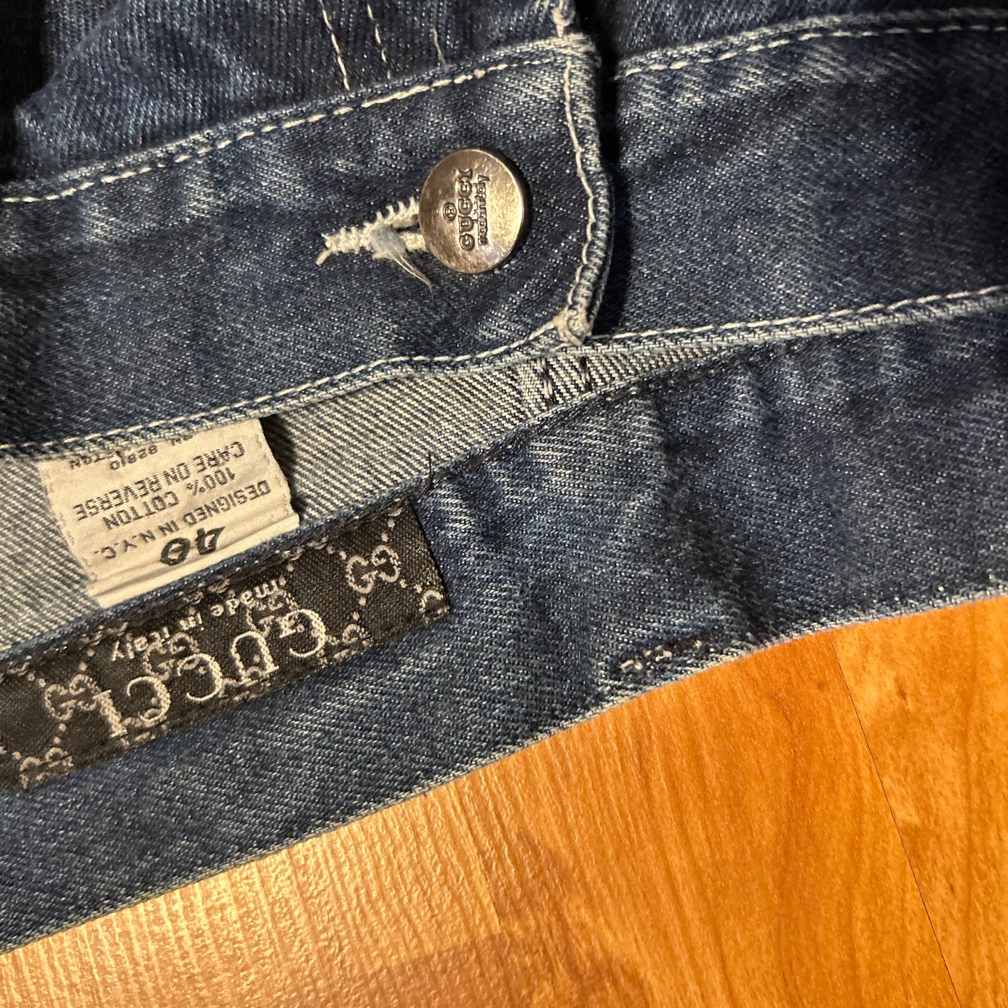Gucci Denim Jean Carpenter Shorts - 39" x 14"