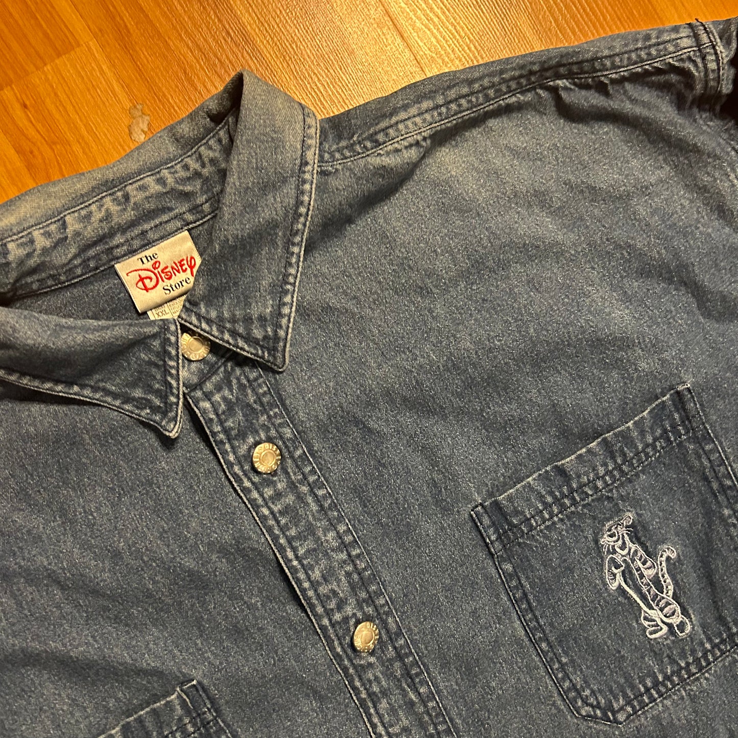 Disney Tigger Testing Limits of Gravity Denim Button Up Shirt - XLarge - 28" x 32"