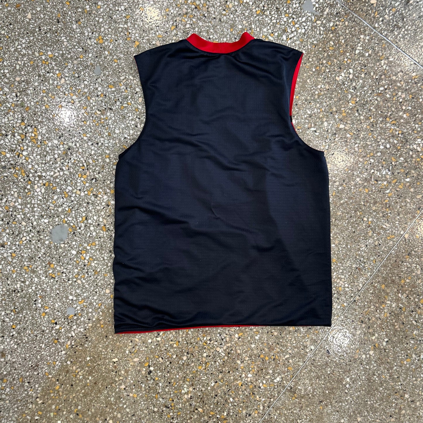 Nike Basketball Black Red Reversible Jersey Tanktop Shirt - Medium - 21" x 28"