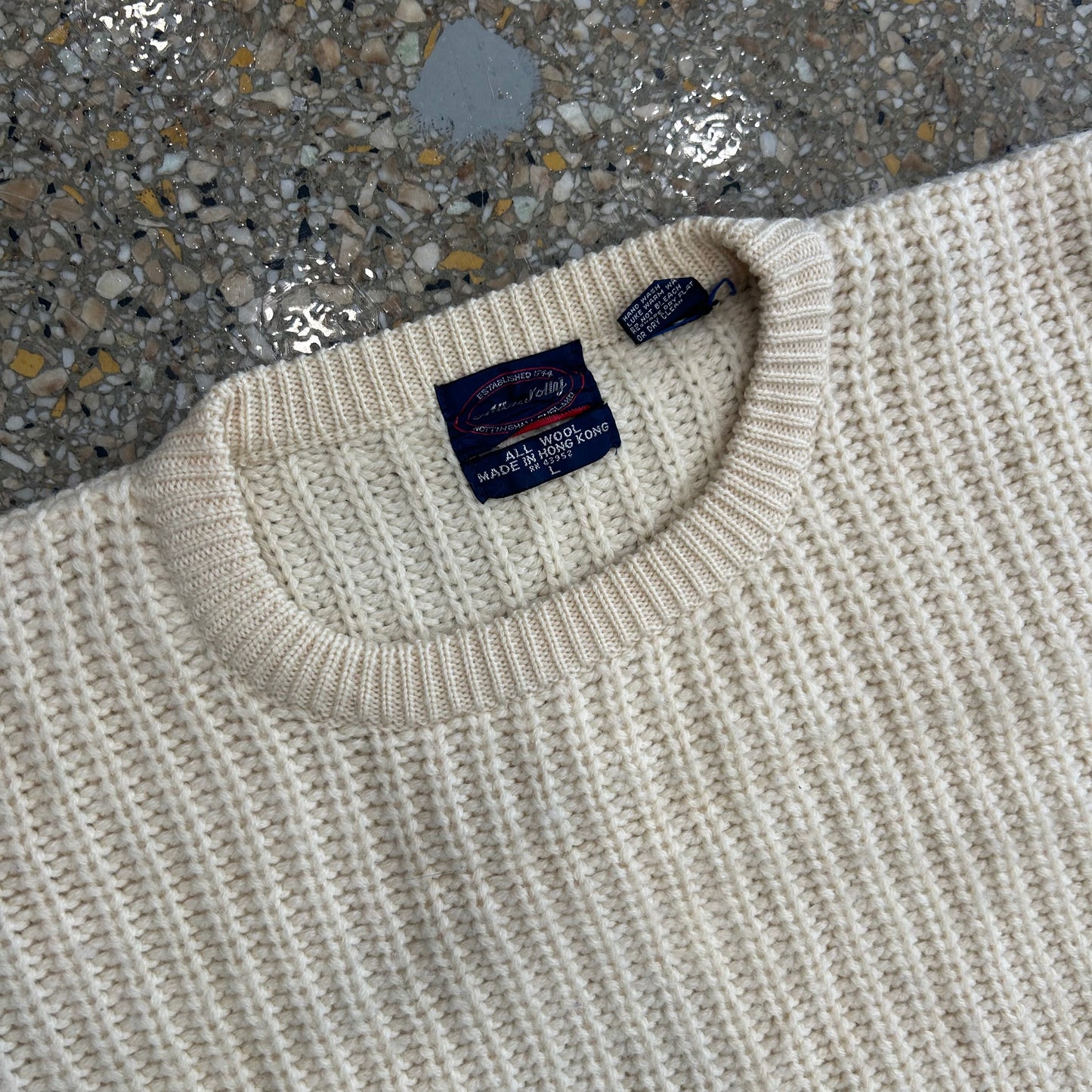 Allen Jolly Wool Cream Chunky Knit Sweater - XLarge - 24" x 25"