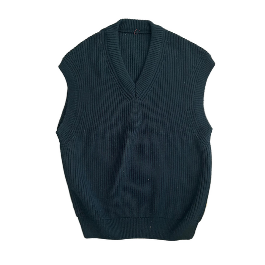 Green Chunky Knit VNeck Sweater Vest - Medium - 21" x 28"