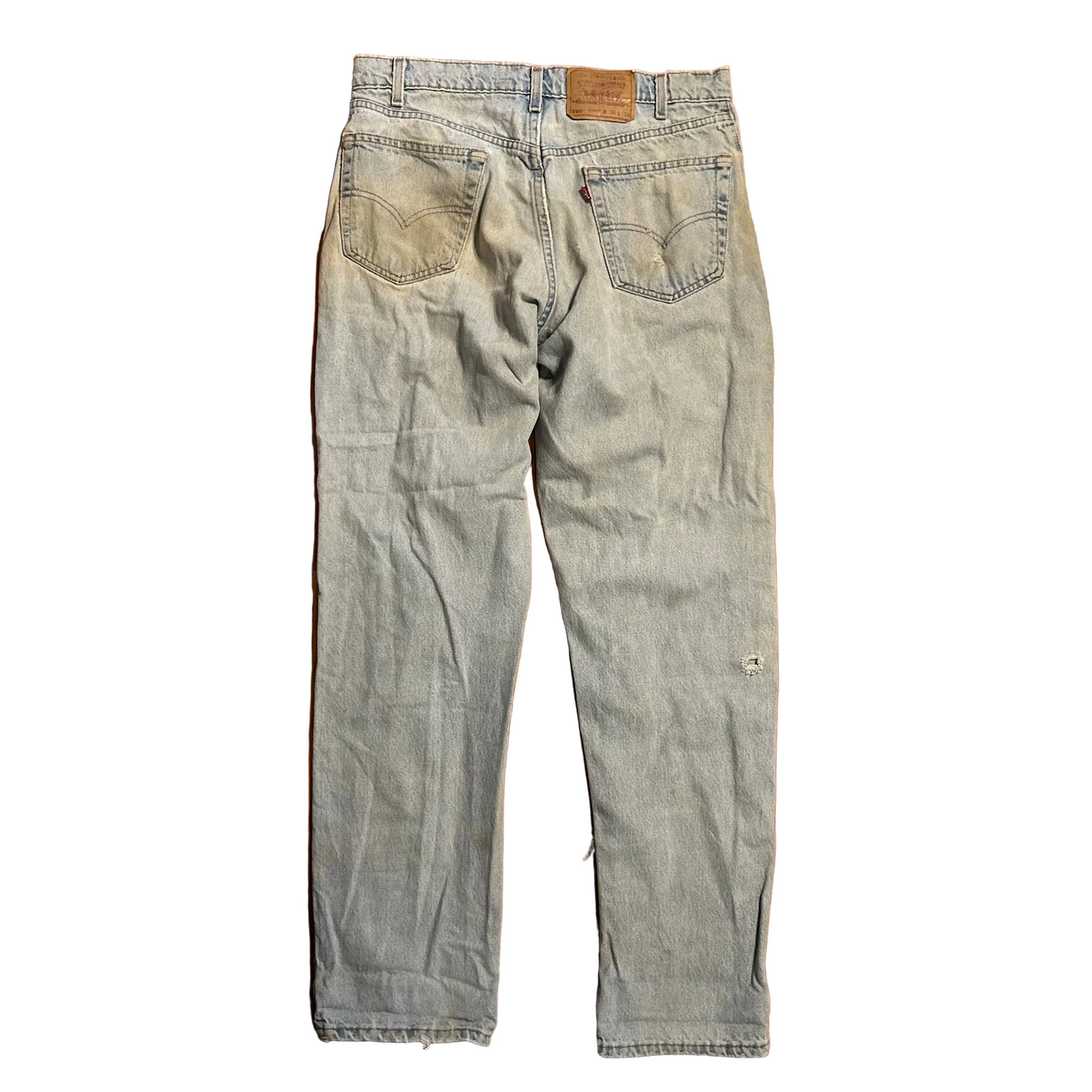 90's Levis 550 Distressed Light Wash Denim Jeans - 34" x 33"