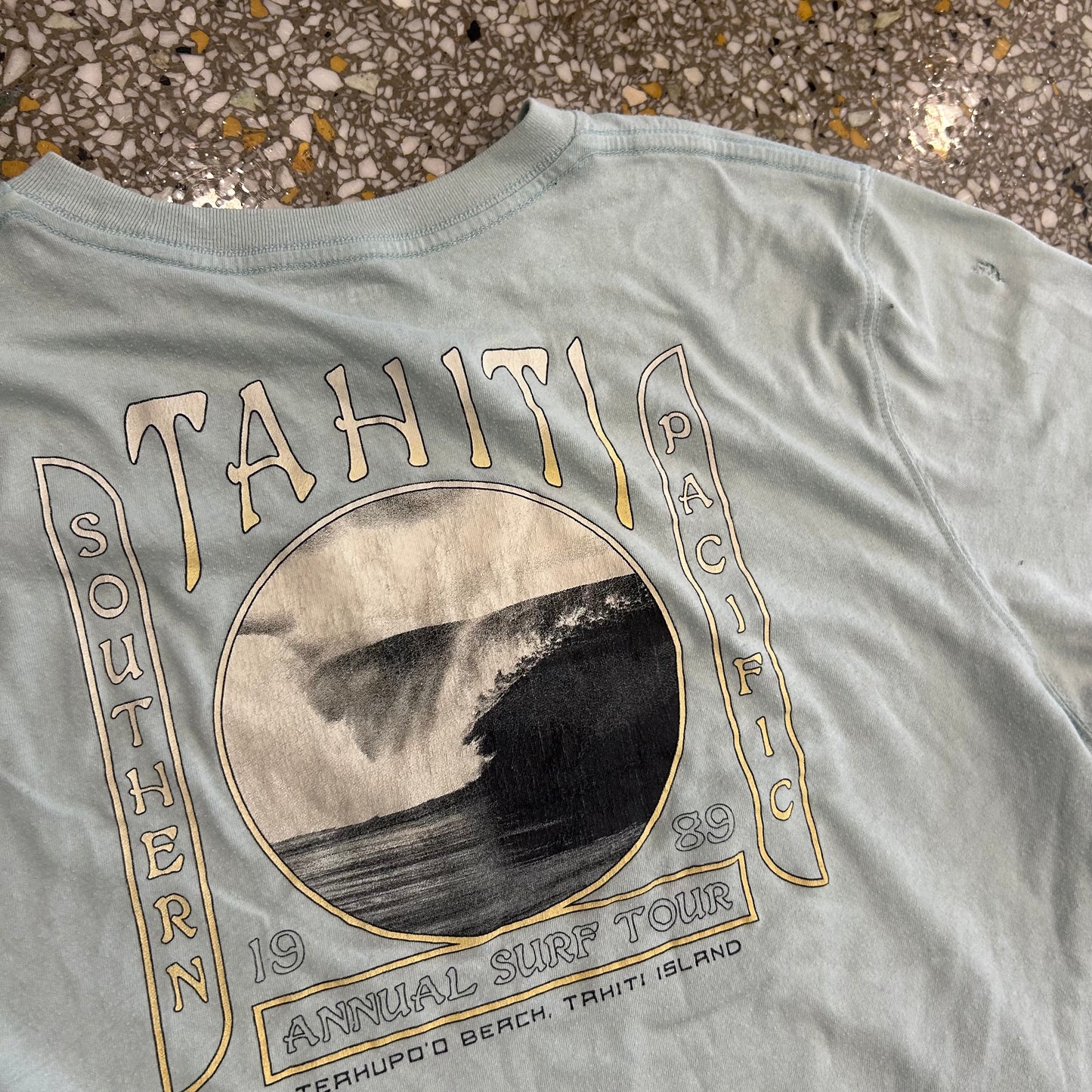 Tahiti Surf Tour Light Blue Tshirt - Large - 22" x 26"