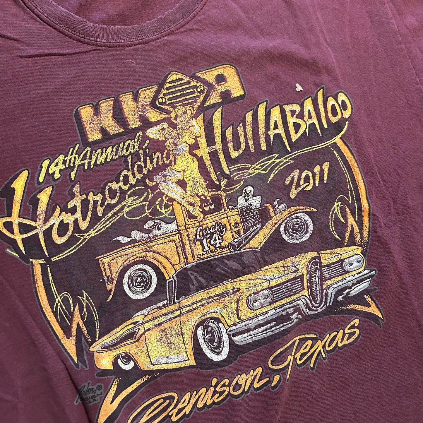 KKOA Hotroddin Hullaboo Denison Texas Maroon Red Car Tshirt - Medium - 21" x 27.5"