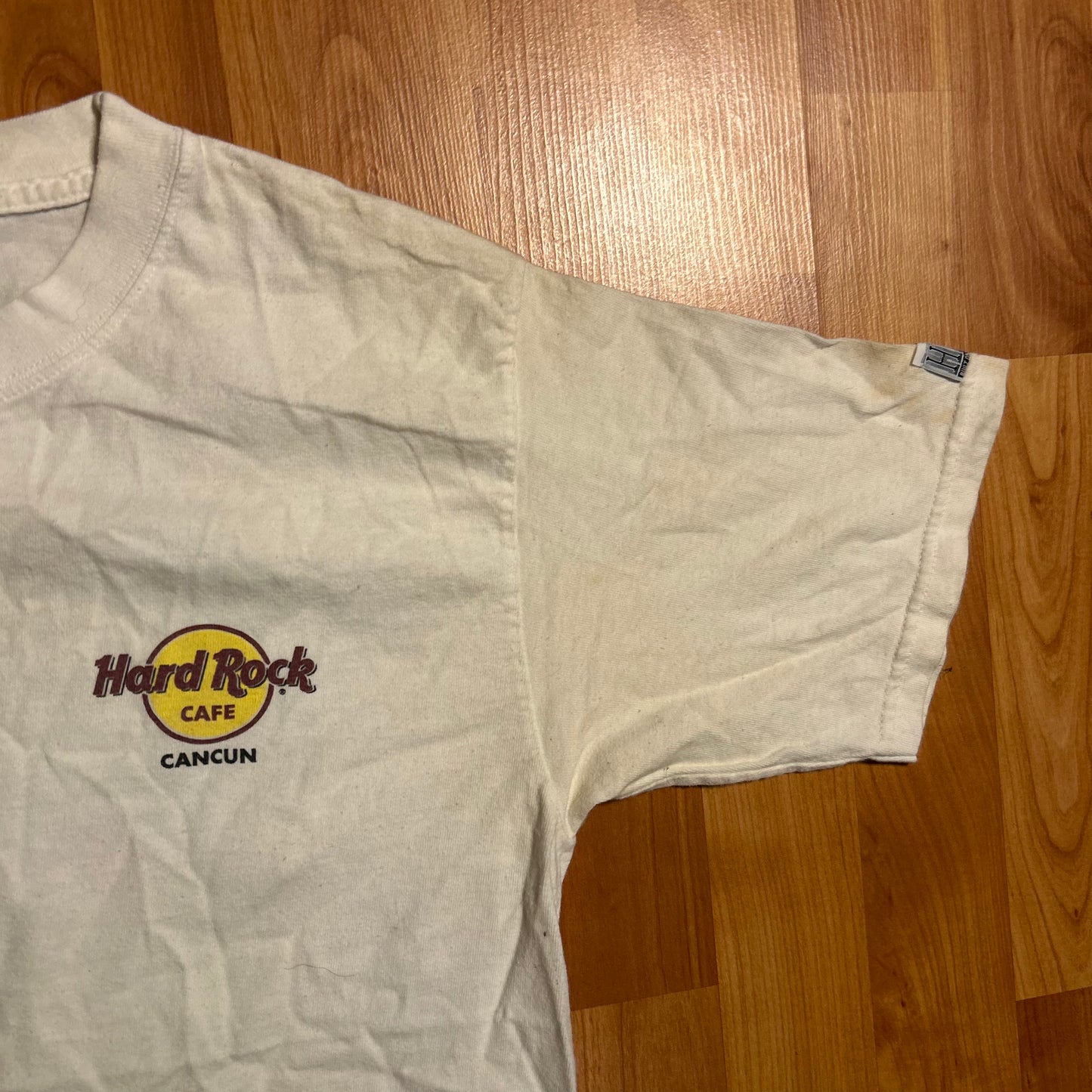 Hard Rock Cafe Cancun White Tshirt - Small - 18.5" x 26"