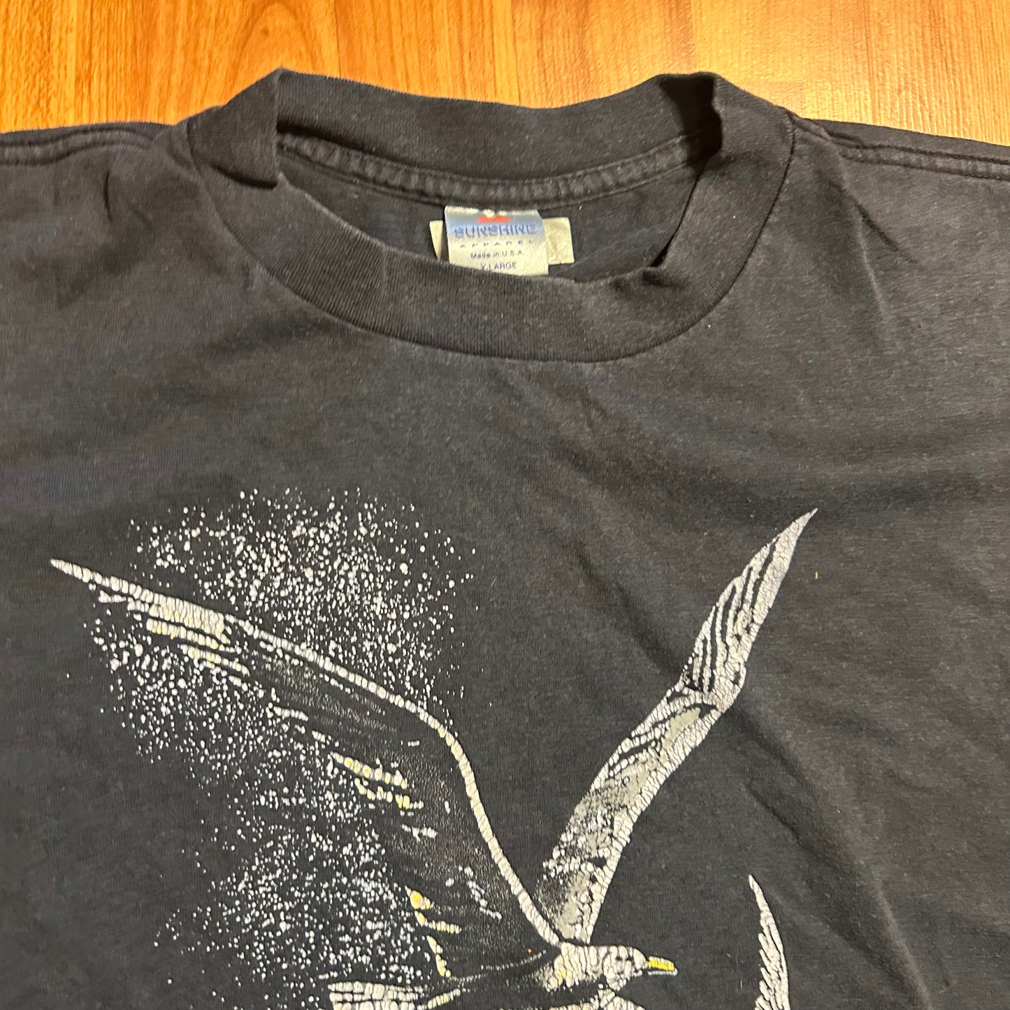 90's Sunshine Apparel Black Florida Birds Tshirt - Large - 22.5" x 28"