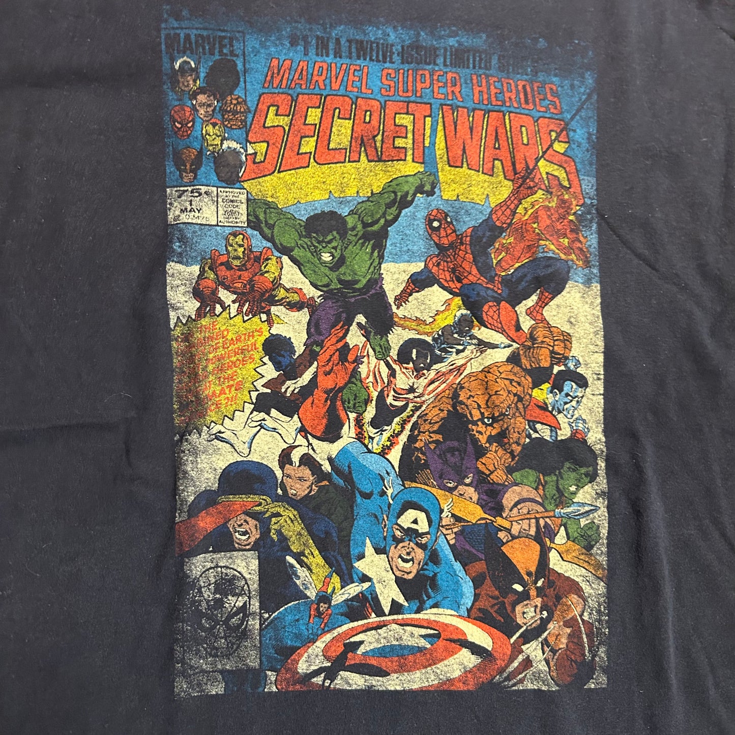 Marvel Comics Mad Engine Superheroes Secret Wars Avengers Black Cotton Tshirt - XLarge - 25" x 30"