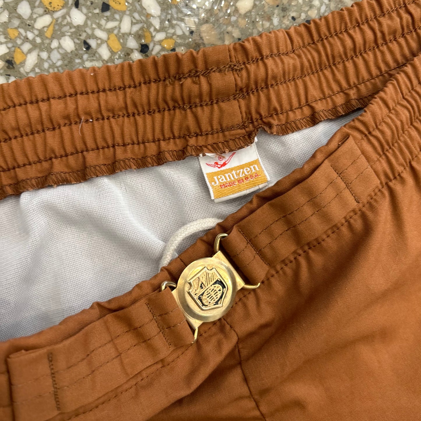 80/90’s Jantzen Brown Orange Shorts - 36" x 3"