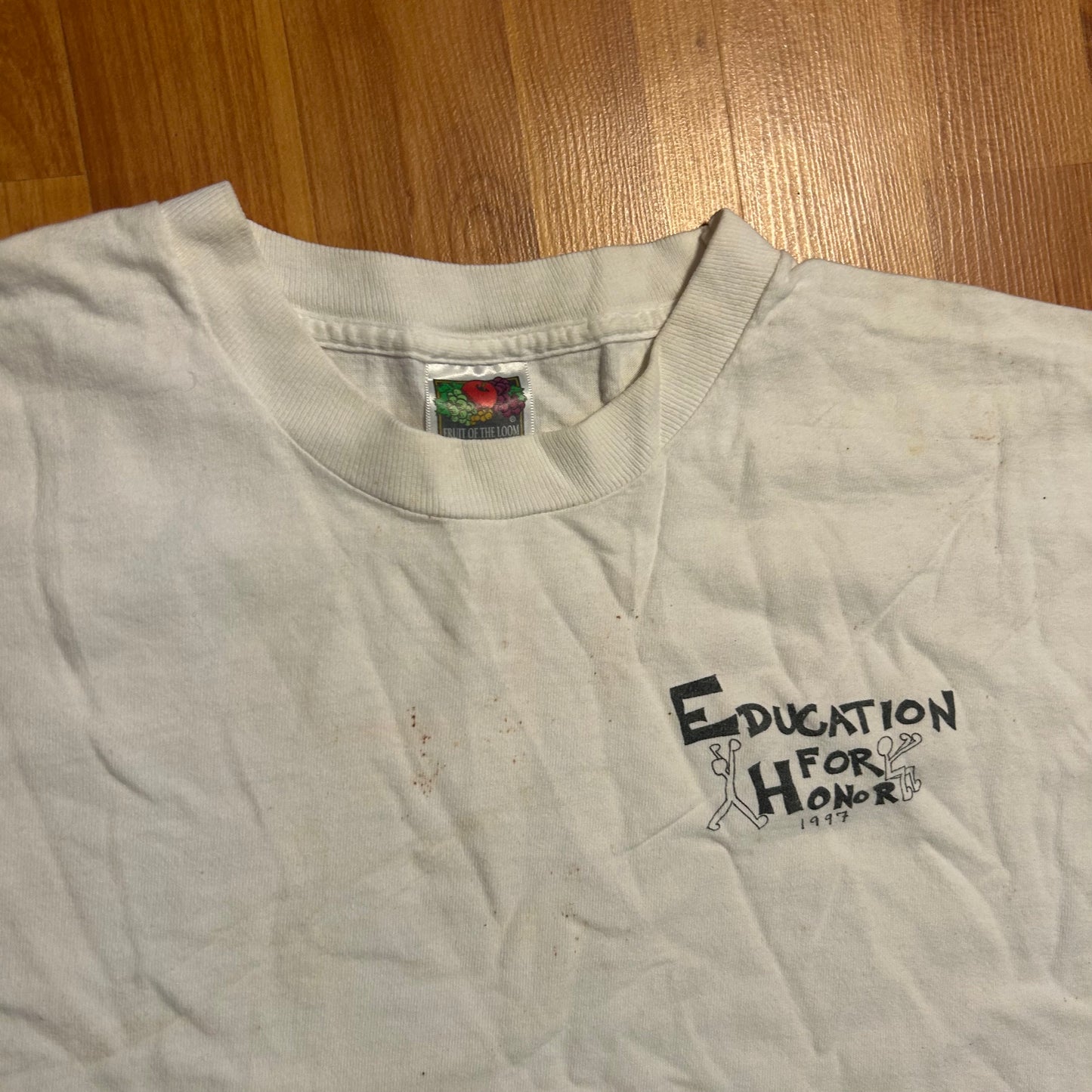 90's Education for Honor Shakespeare Quote White Tshirt - Large - 23" x 29"