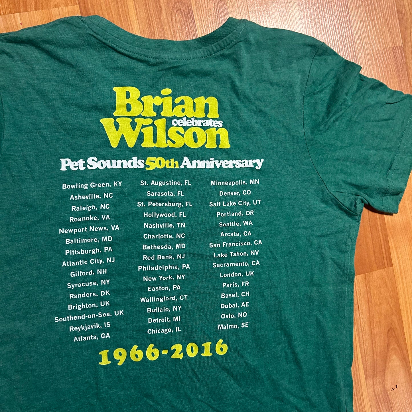 Brian Wilson Pet Sounds 50th Anniversary Green Tshirt - Small - 19" x 27"