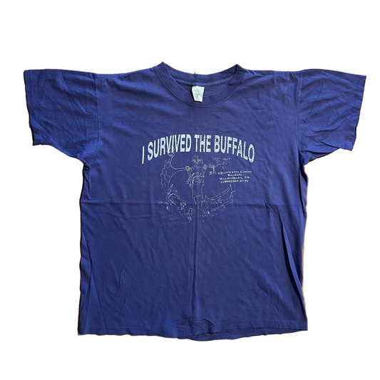 80/90's I Survived The Buffalo Purple Tshirt - Large - 22.5" x 27"