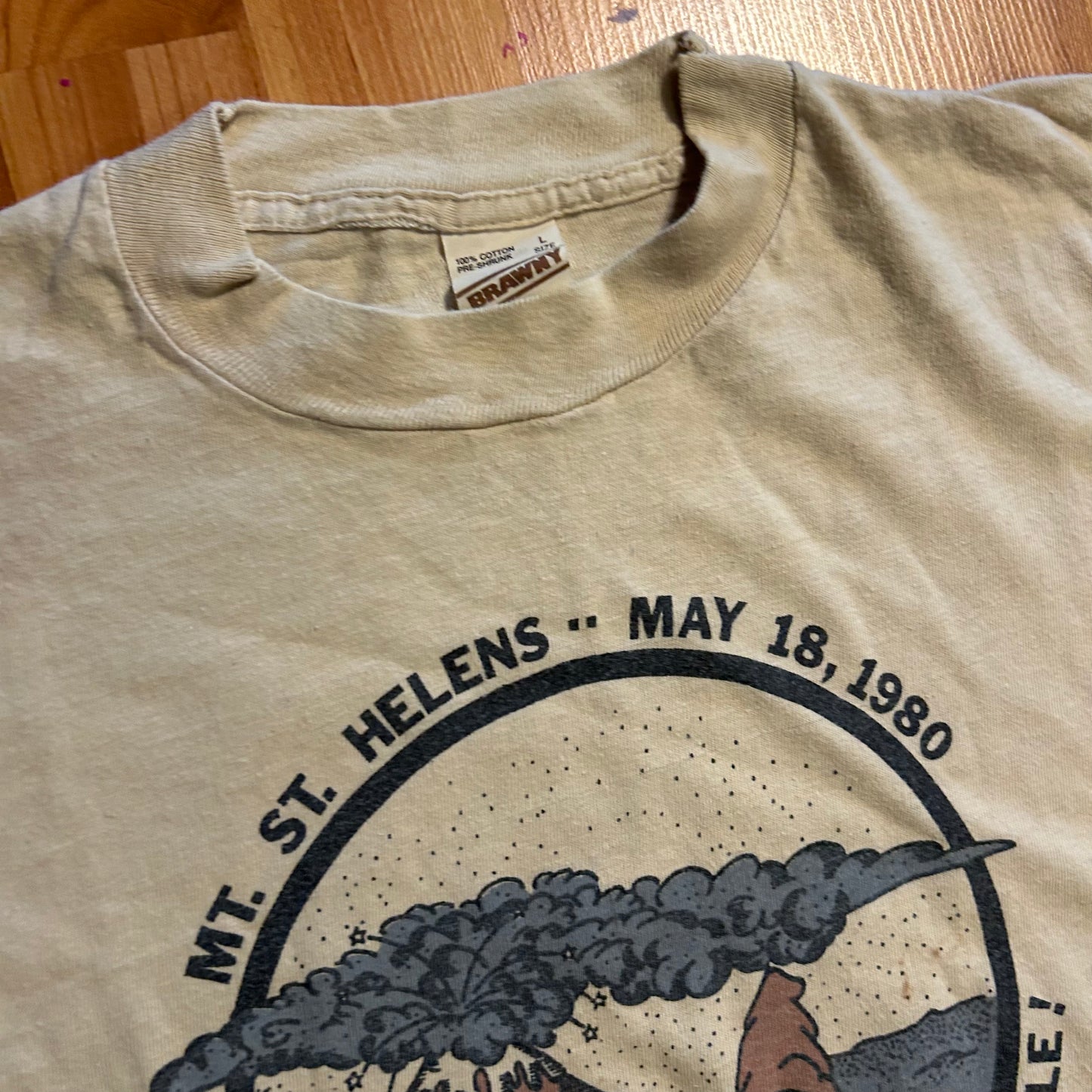 80's Brawny Mt St Helen's Ash Hole Brown Tan Tshirt - Medium - 20.5" x 30"