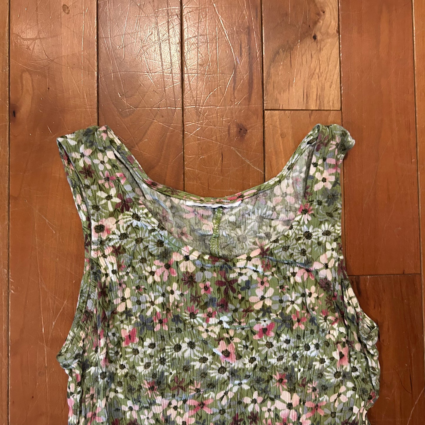 Green Floral Dress - 13" x 38"