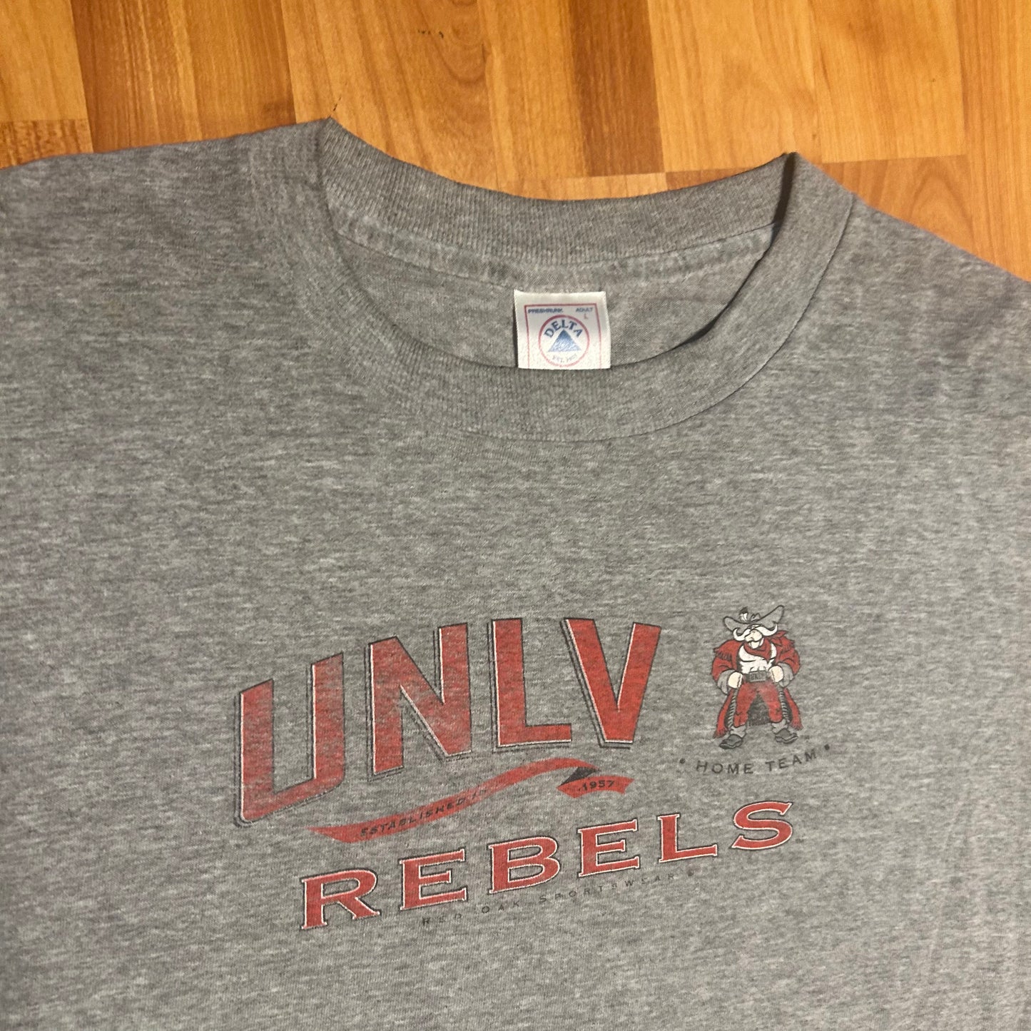 Delta Pro Weight UNLV University Las Vegas Rebels Grey Gray College 90/10 Cotton Polyester Tshirt - Large - 22” x 28”