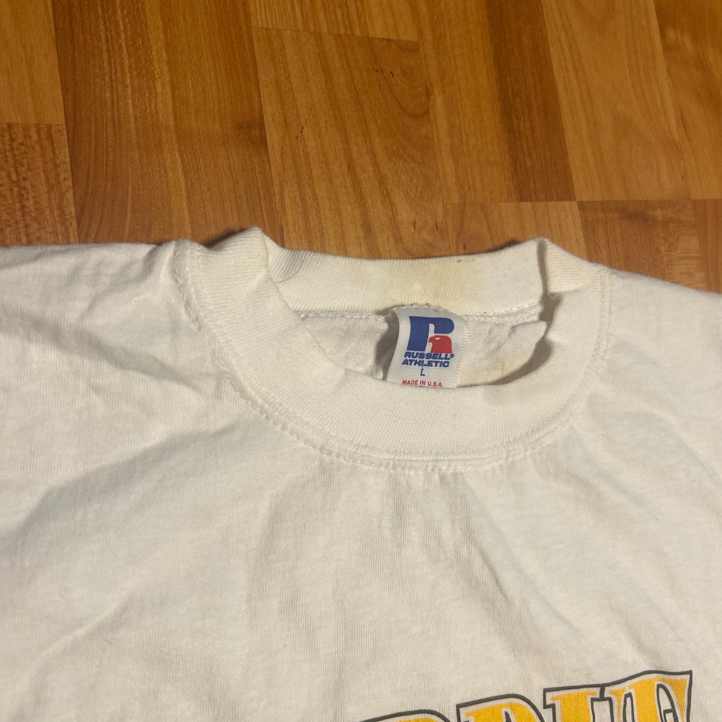 90’s Russell Athletics Purdue University Women’s Boilermakers Big Ten Basketball Champs White Cotton College Tshirt - Medium - 20.5” x 28”