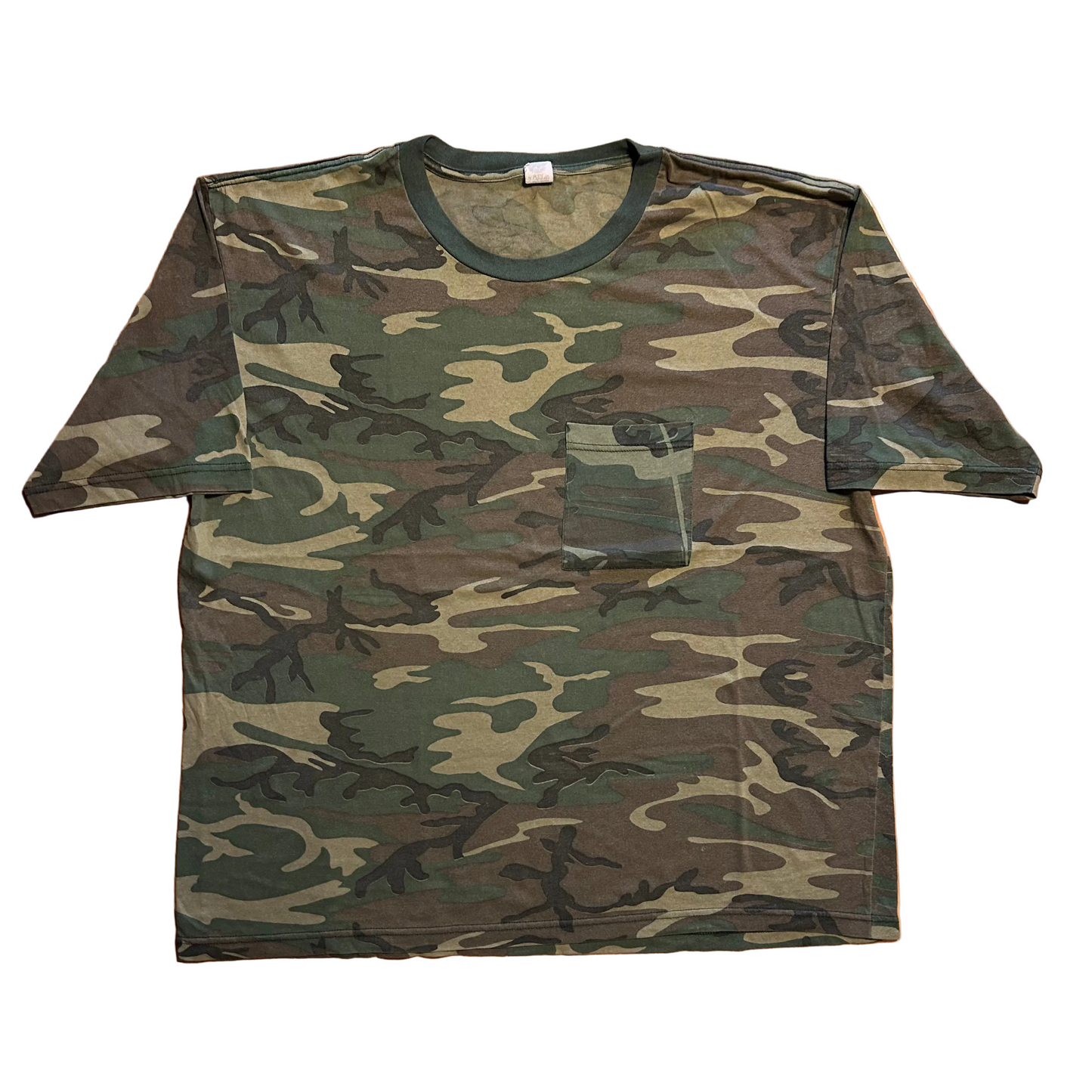 90's Brown Green Woodland Camo Blank Pocket Tshirt - XLarge - 26.5" x 29.5"