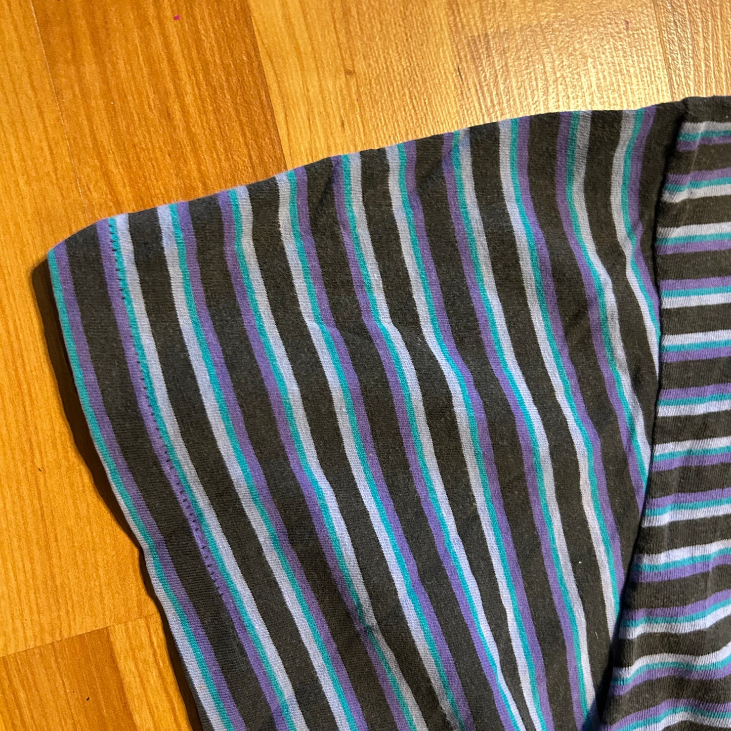 80/90's Multicolor Striped Blue Purple Blank Tshirt - Large - 23" x 27.5"
