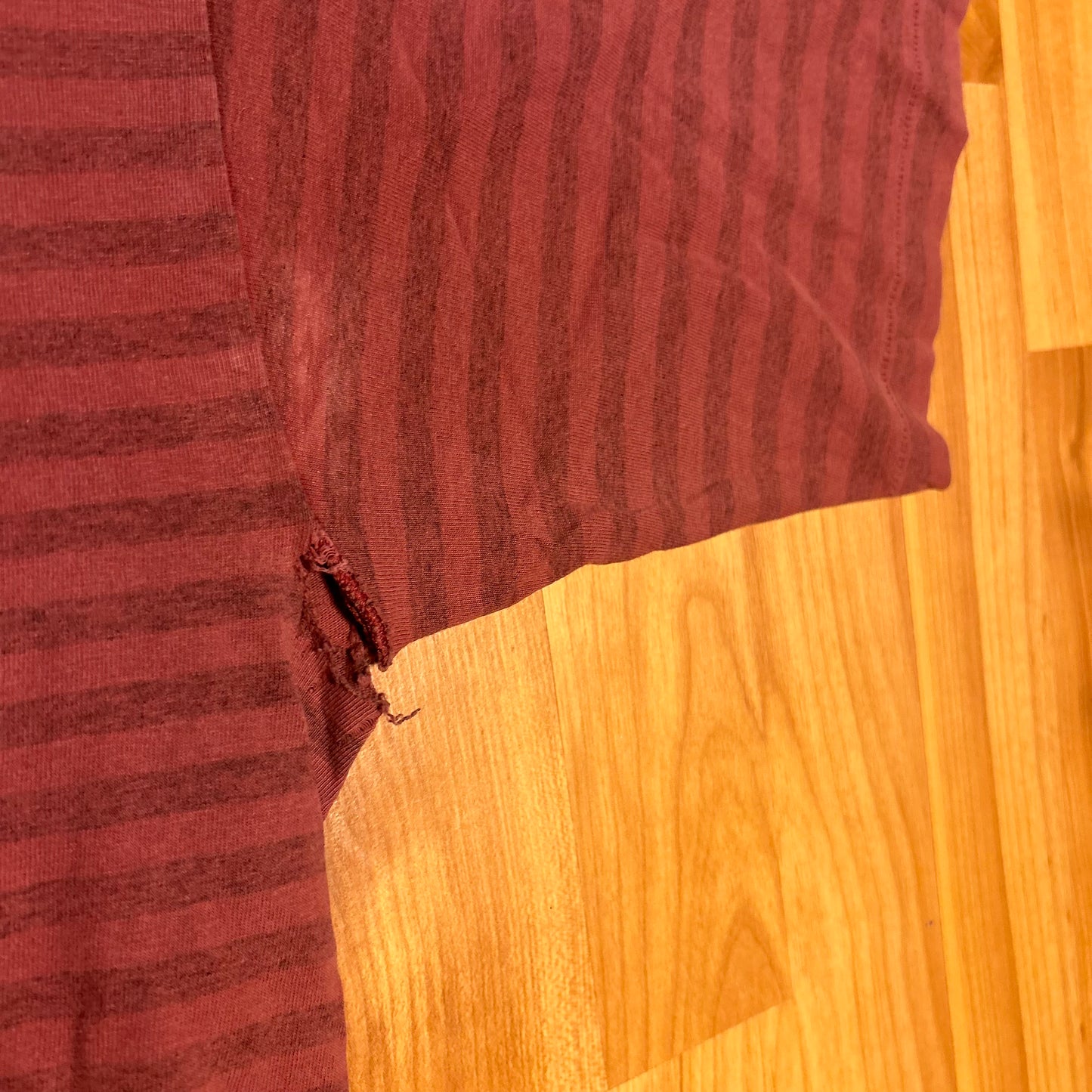 90’s Wolf Harvard Crimson University Maroon Red Embroidered College Cotton Tshirt - Large - 23” x 30”