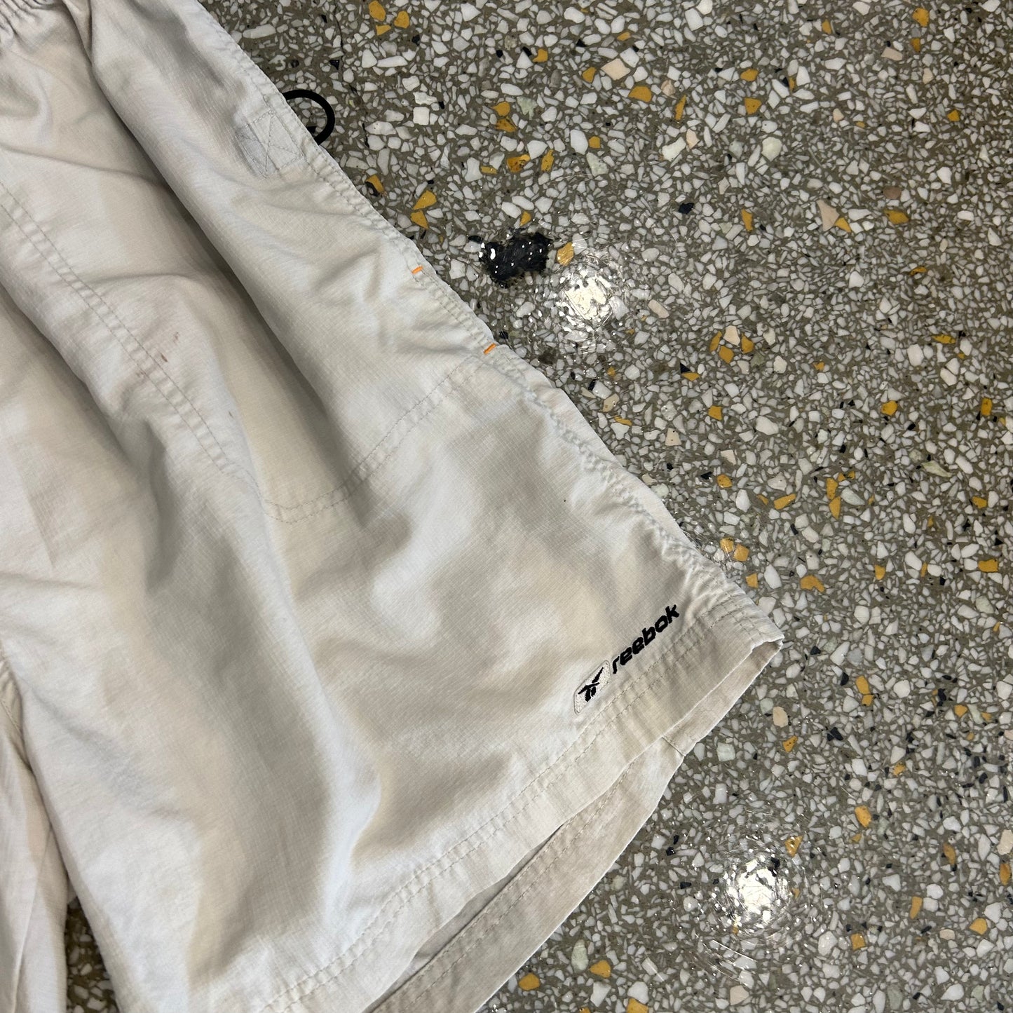 90's Reebok Khaki Colored Nylon Shorts - 26" x 6.5"