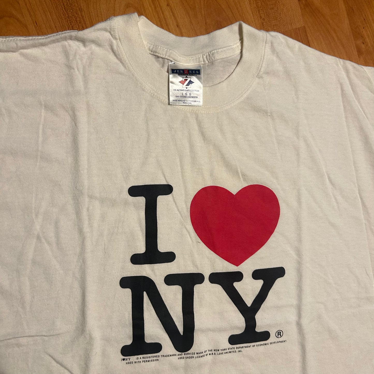 Jerzees I Heart NY I Love New York White Cotton Tshirt - Medium - 21.5” x 27.5”
