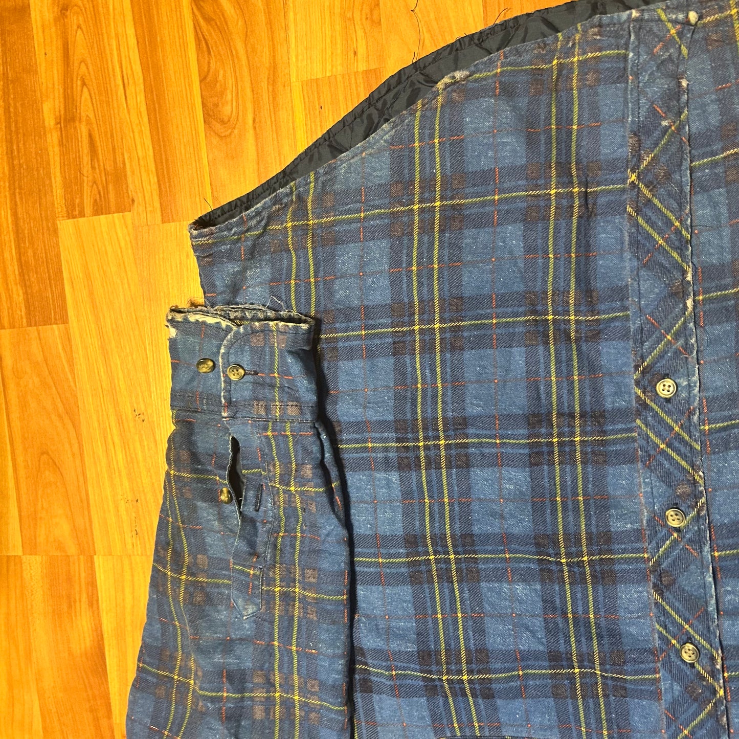 90's Northwest Territory Navy Blue Nylon Lined Button Up Cotton Polyester Flannel Shirt - XLarge - 24" x 33"