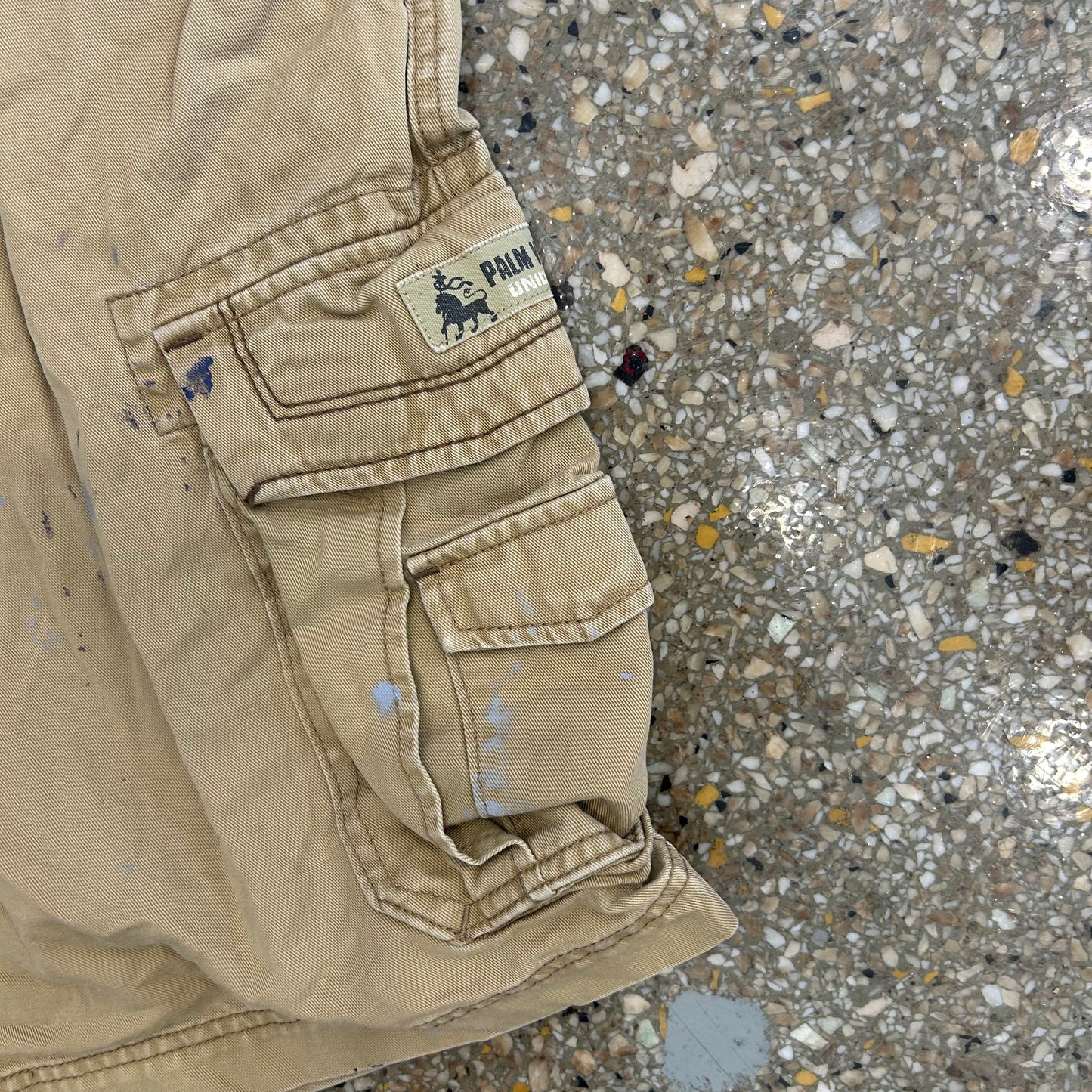 Union Bay Brown Cargo Shorts - 35" x 10"