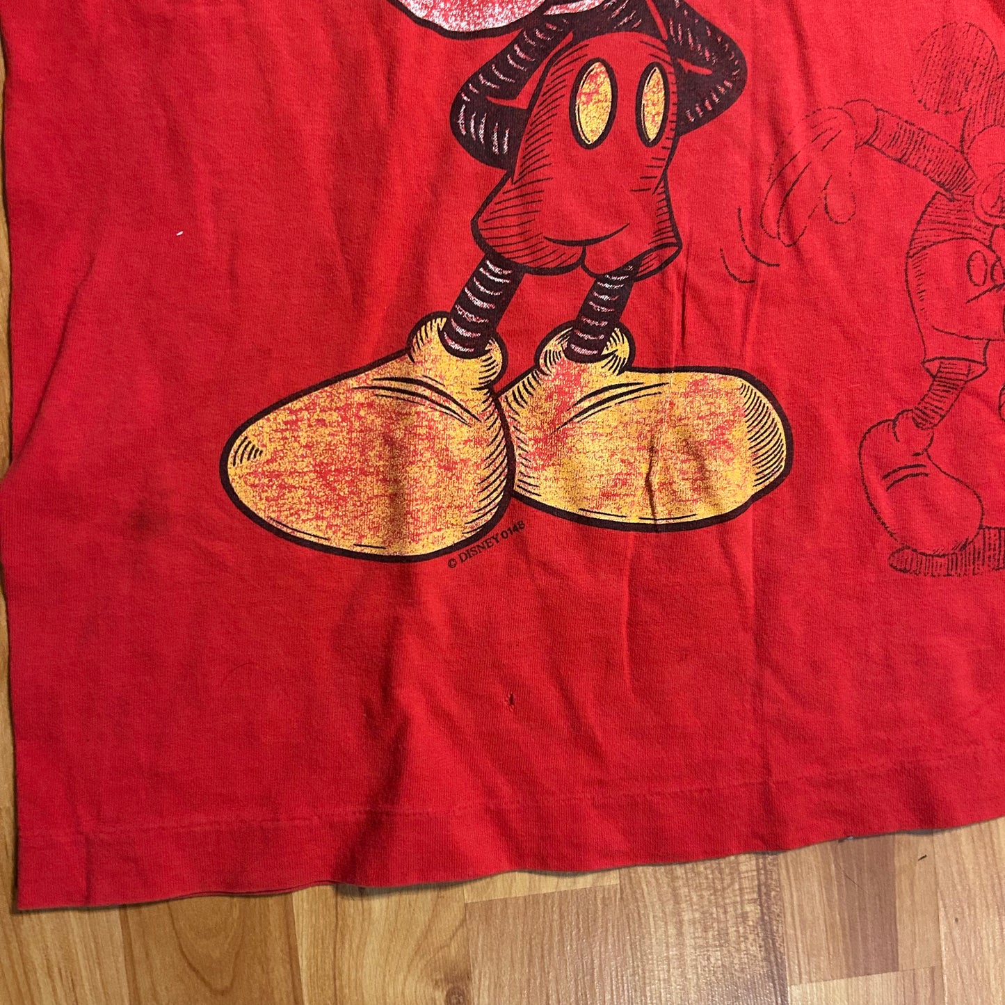 90's FOTL Heavy Cotton Red Disney Mickey Mouse Tshirt - Large - 23" x 32"