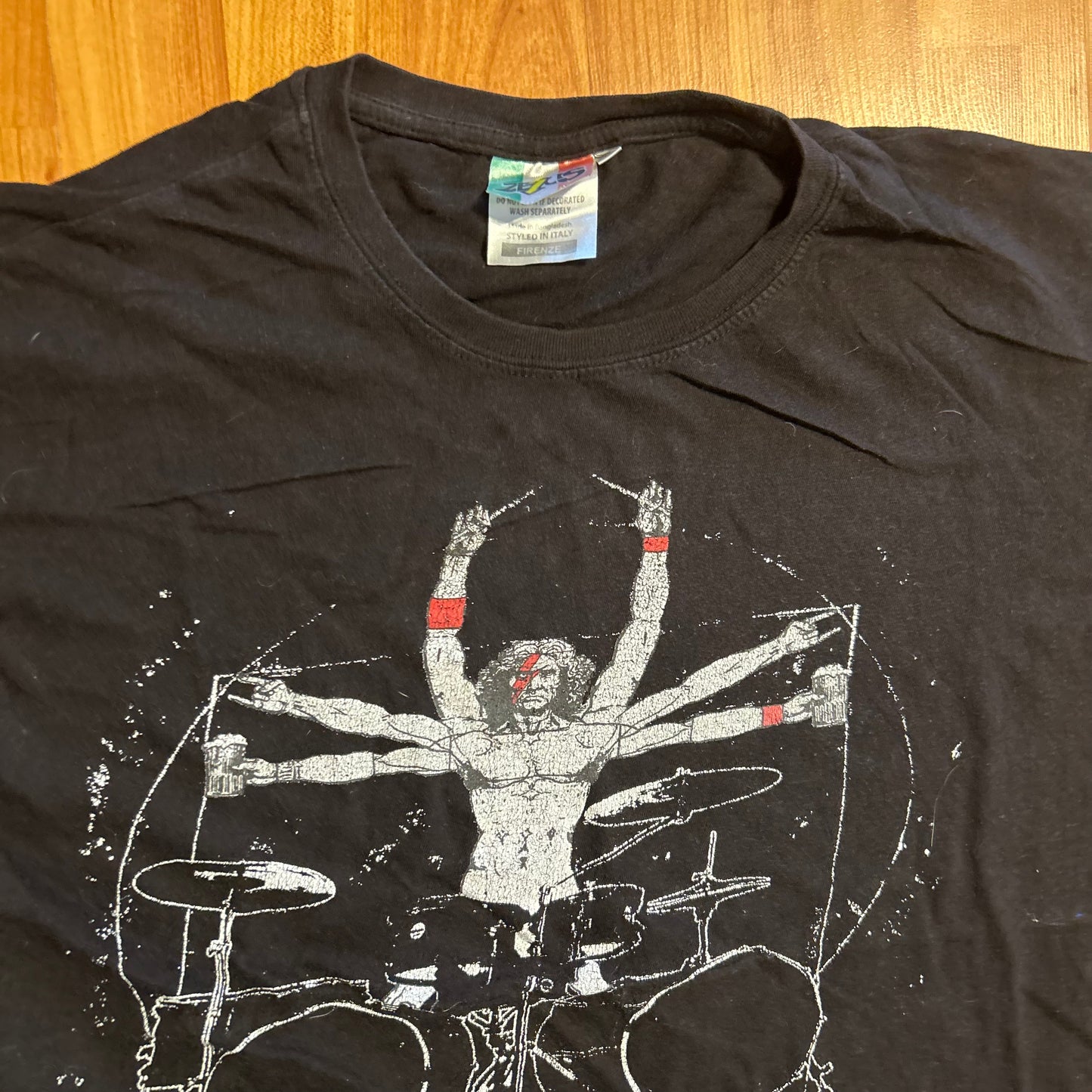 Zeus Rock Vitruvian Black Band Tshirt - Medium - 21" x 25"