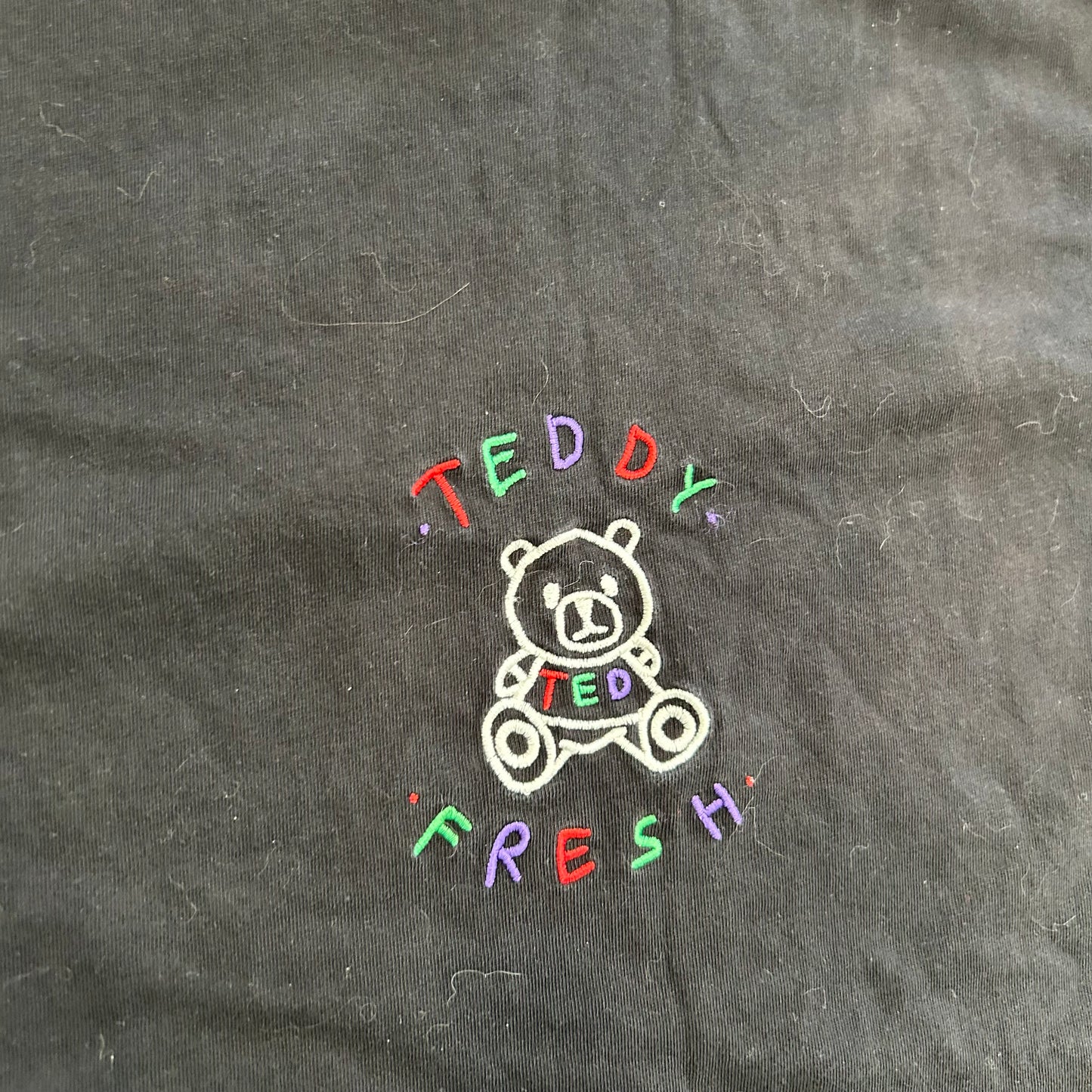 Teddy Fresh Black Embroidered Tshirt - Medium - 20" x 29"