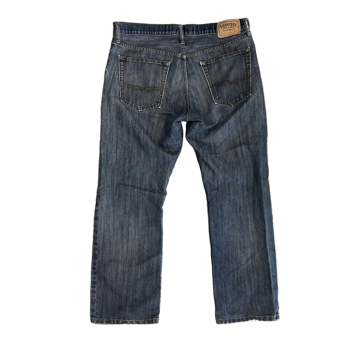 Signature Levis Slim Straight Fit Distressed Denim Jeans - 36" x 29"