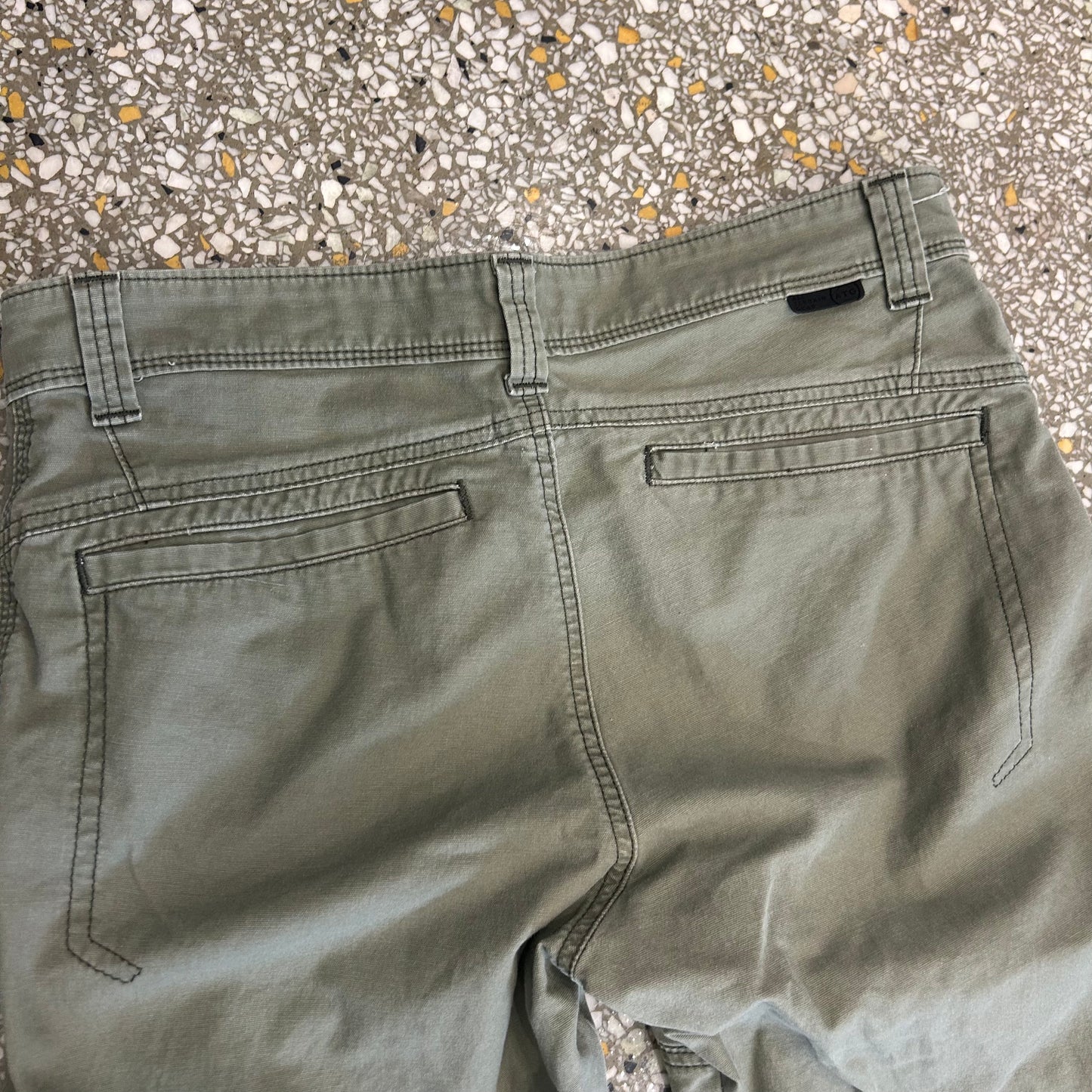 Wrangler All Terrain Gear Green Pants - 33" x 29"