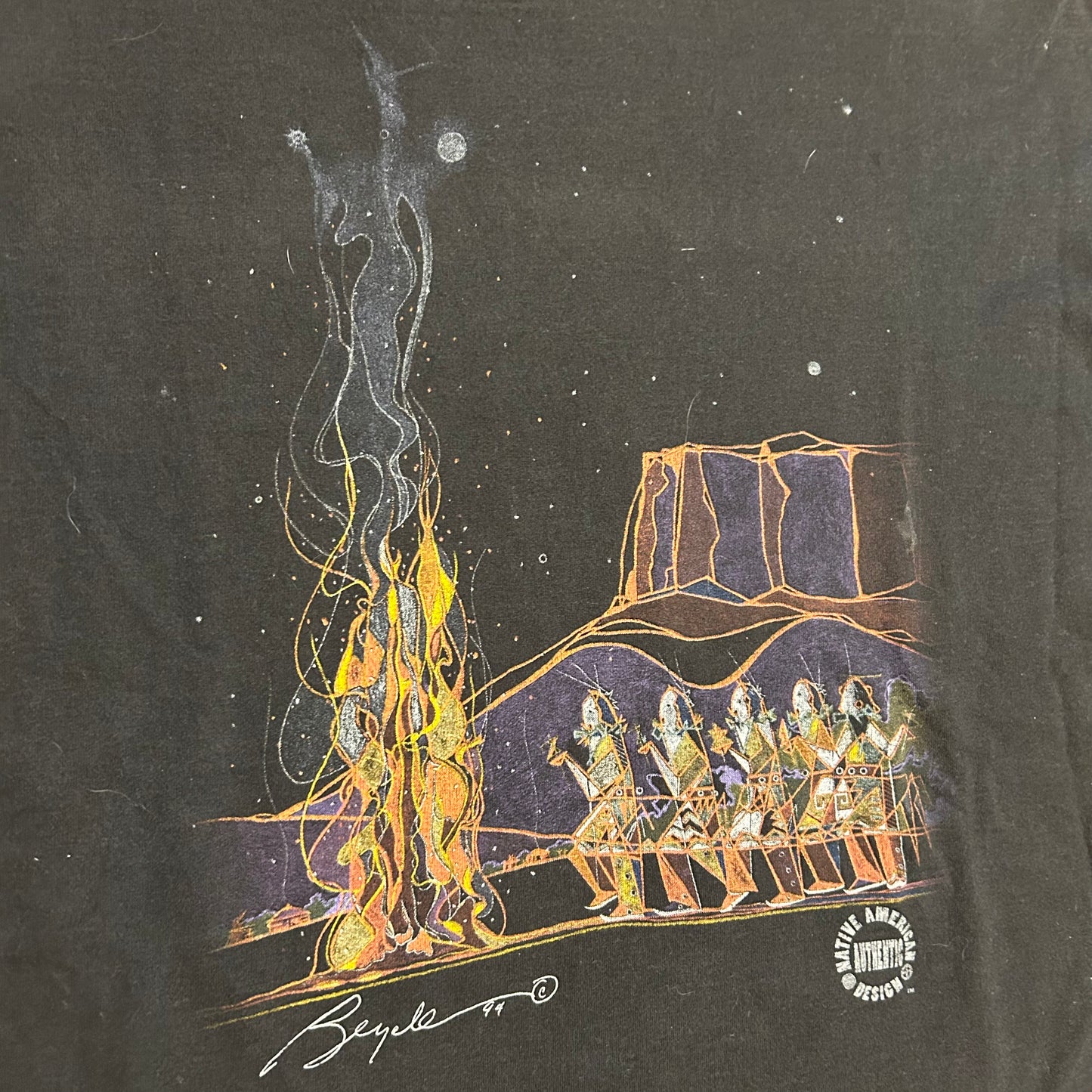 90’s Warrior Camping Fire Authentic Native American Design 1994 Black Cotton Tshirt - Large - 23.5" x 30.5"
