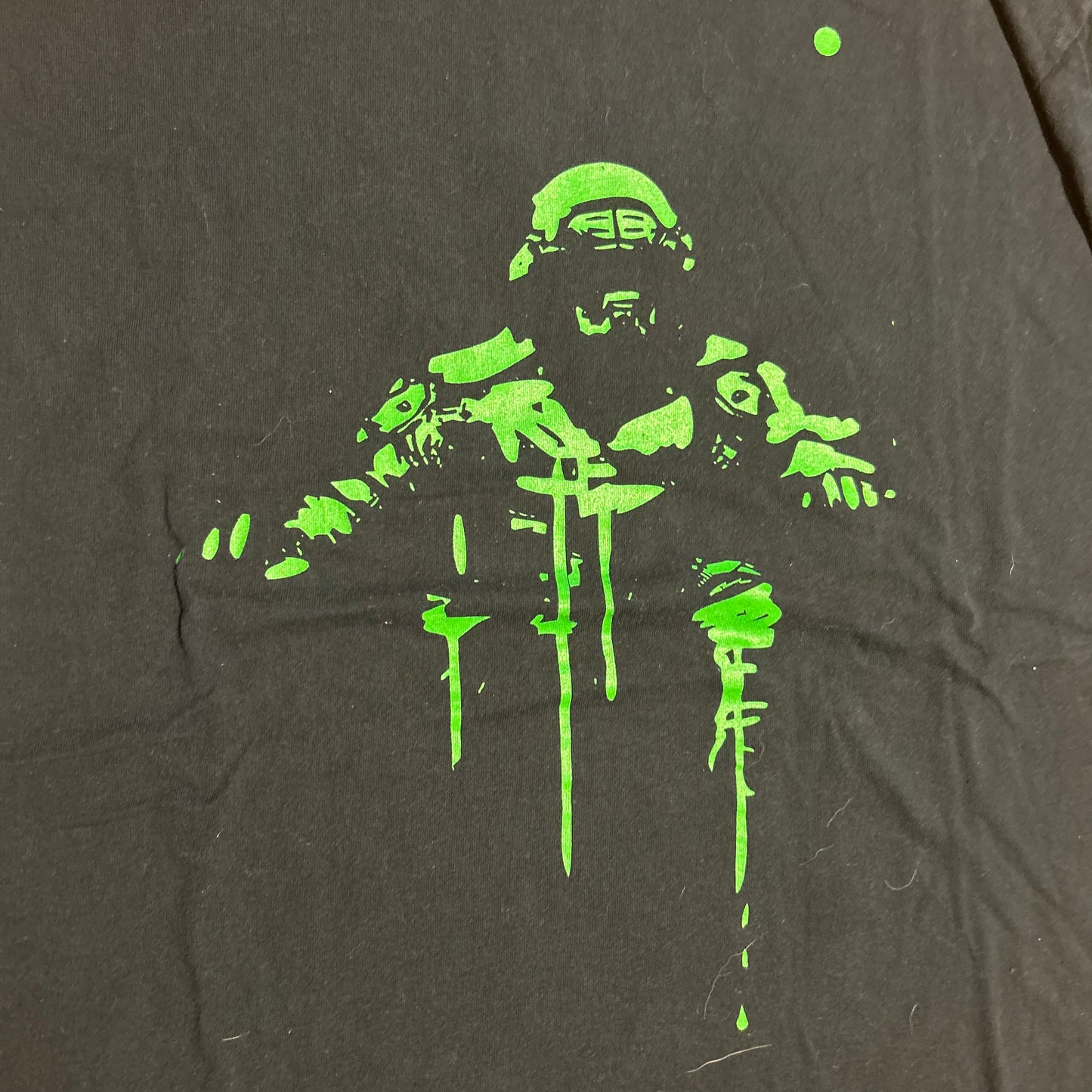 Gildan Heavy Cotton Titanfall EA Xbox Console Gaming Black Cotton Tshirt - Large - 23" x 29"