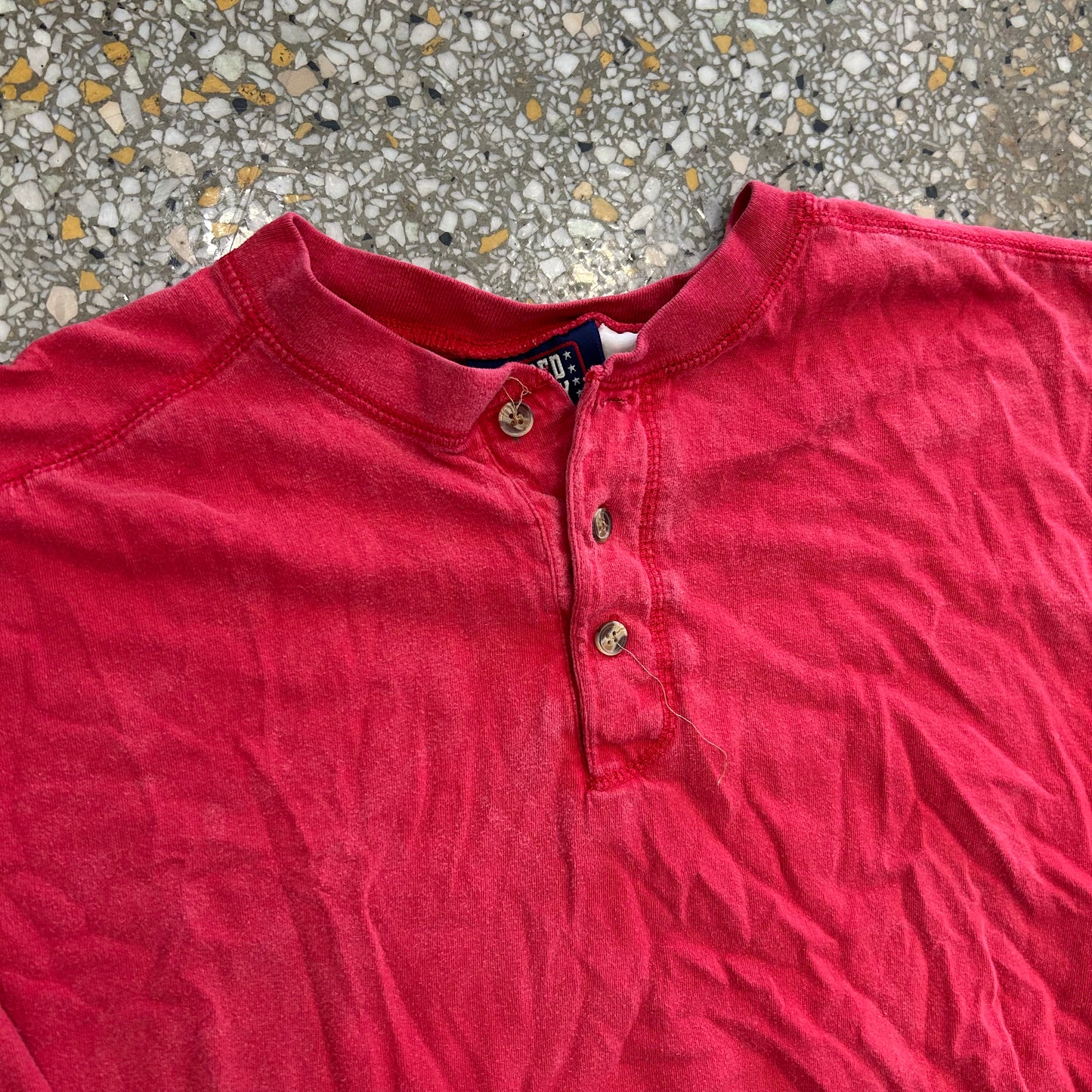 Faded Glory Red Faded Blank Quarter Button Longsleeve Shirt - XLarge - 24" x 28"