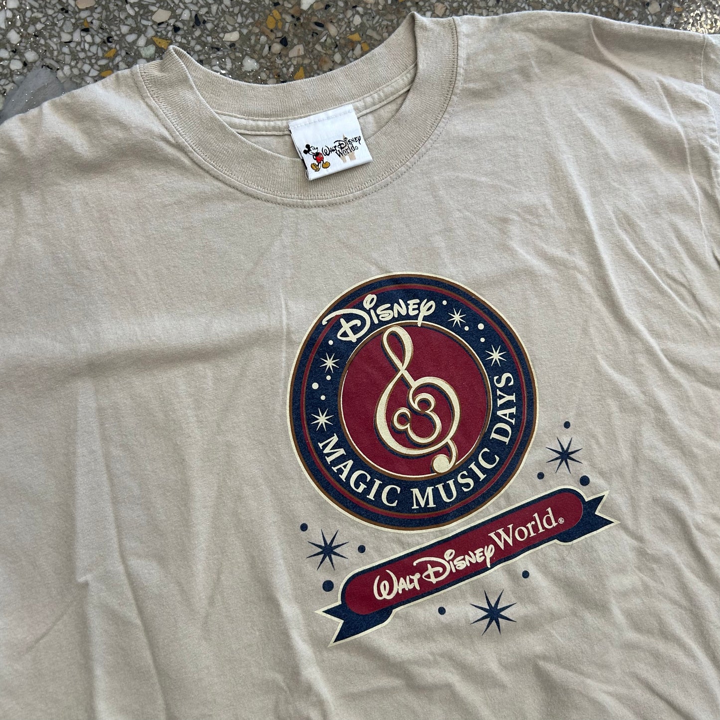 Walt Disney World Magic Music Cream Tshirt - Large - 23.5" x 30"