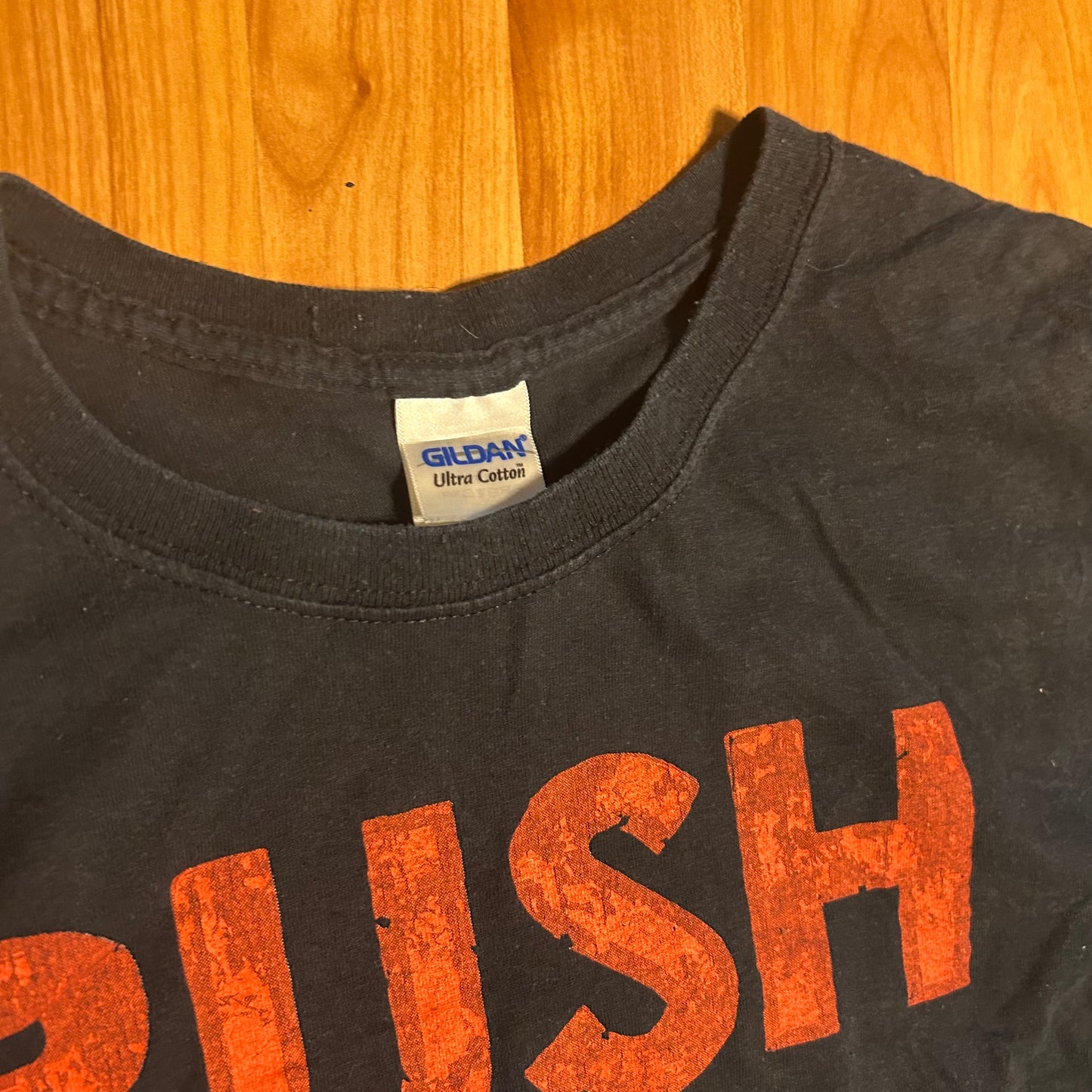 Gildan Ultra Cotton Rush Tour 2015 Music Black Tshirt - XLarge - 25.5" x 30.5"