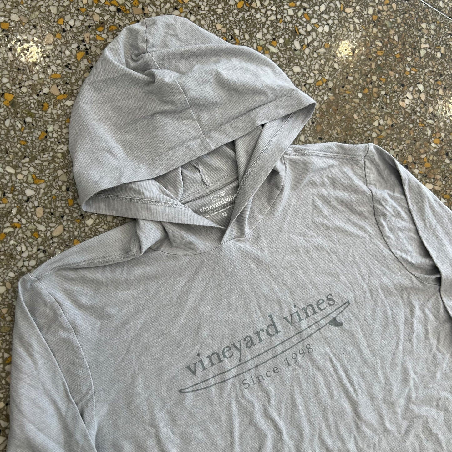 Vineyard Vines Everyday Shirt Longsleeve Hoodie - Large - 22" x 27"